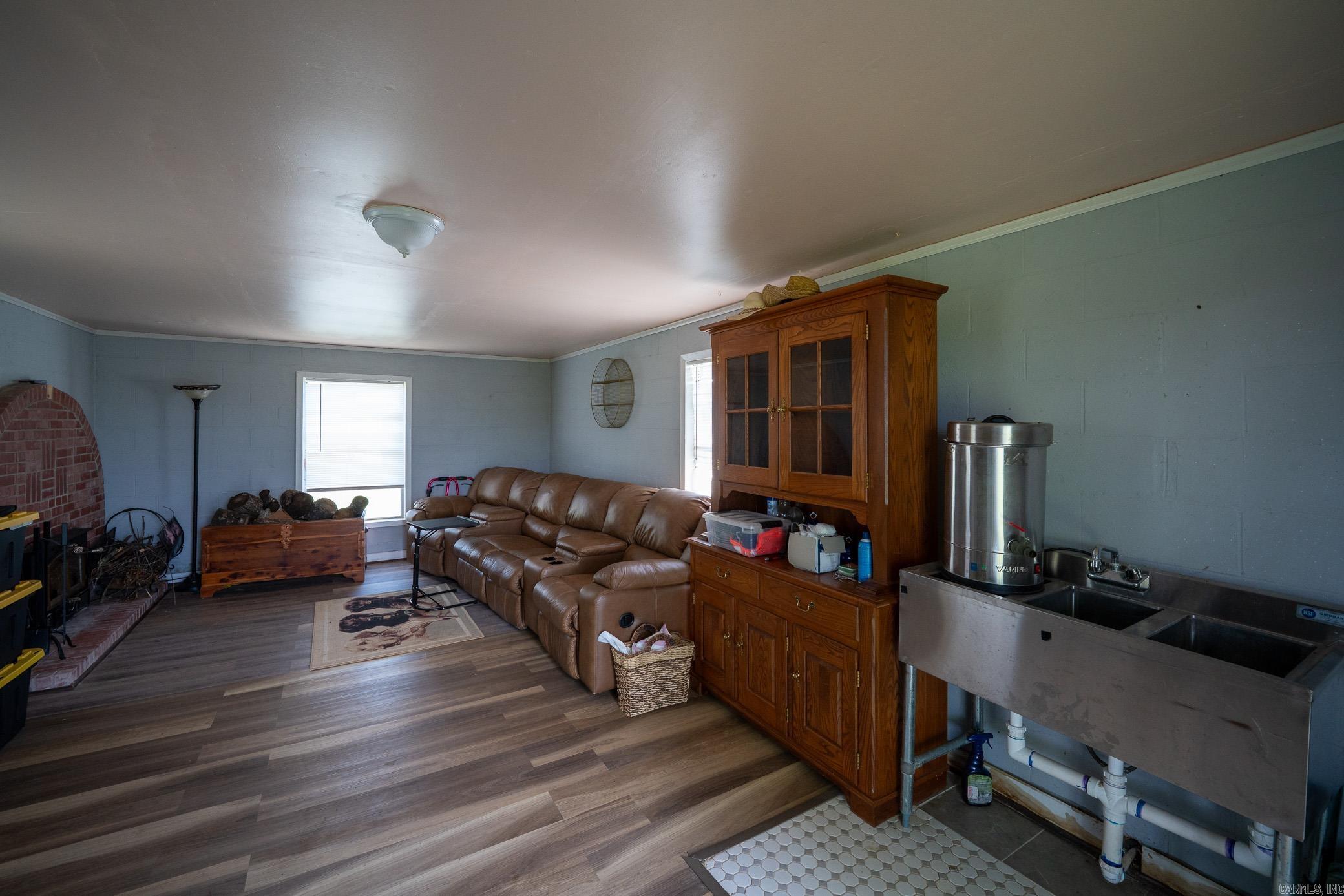 230  Cedar Creek  Center Ridge, AR