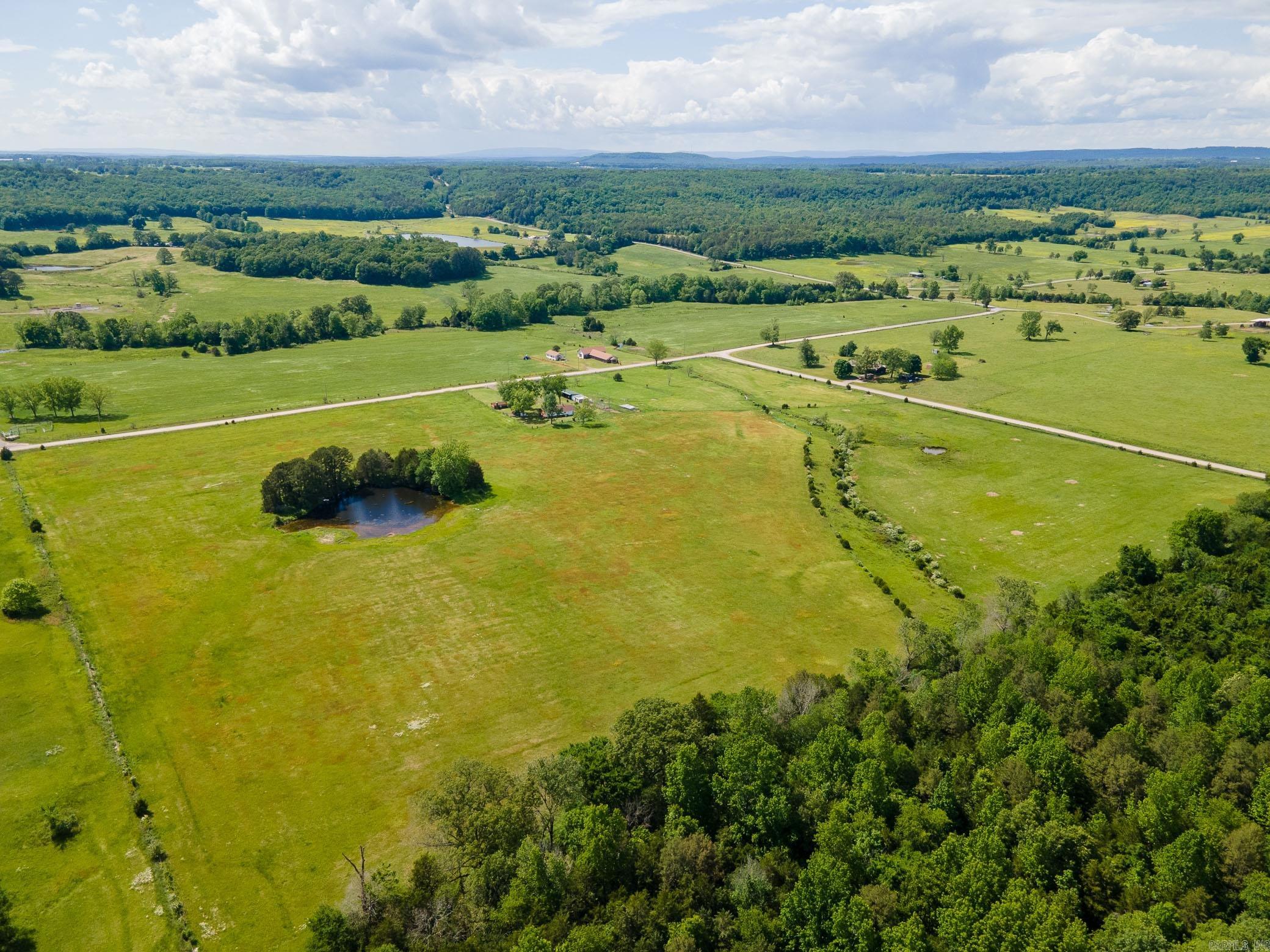 230  Cedar Creek  Center Ridge, AR