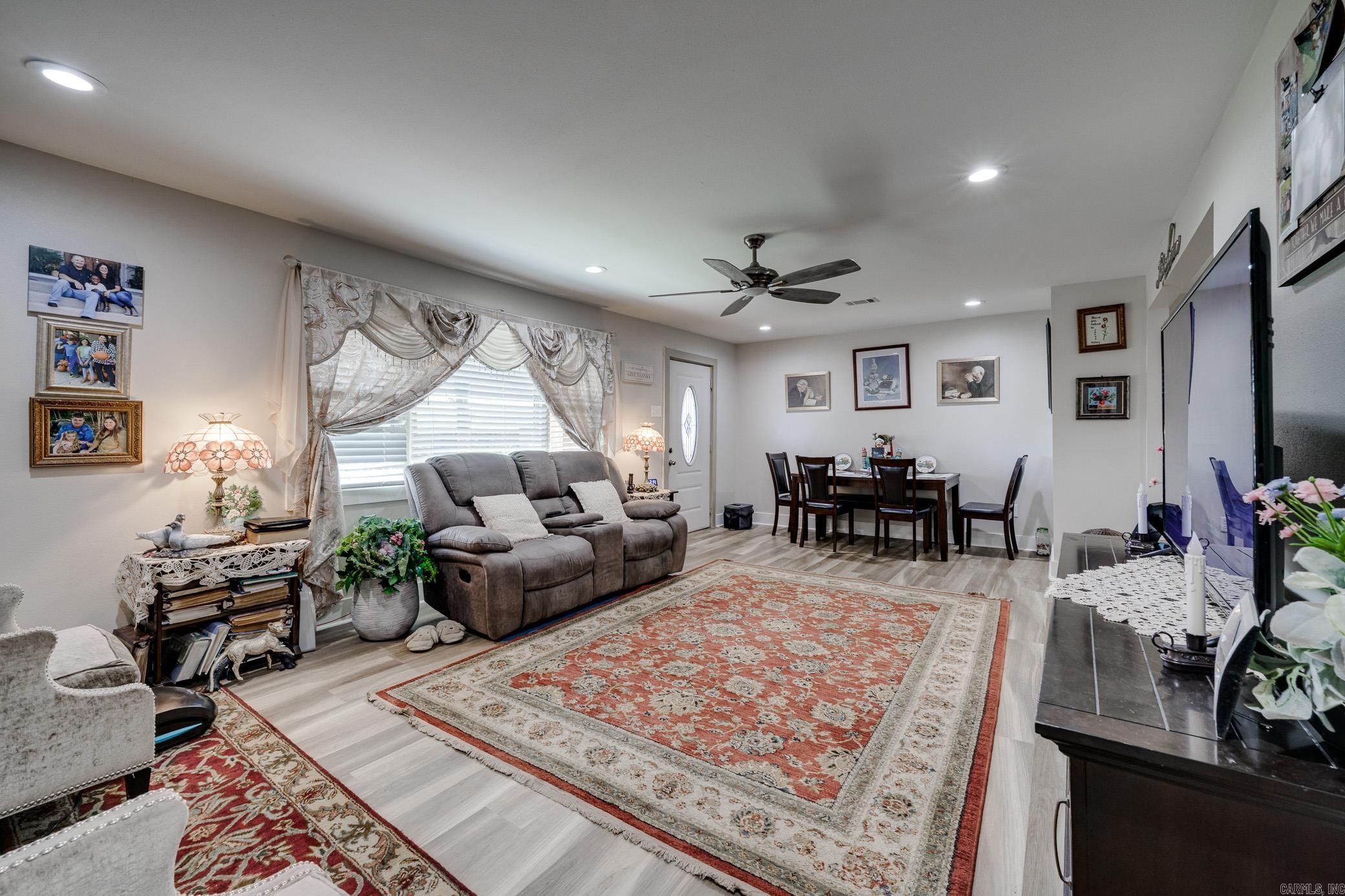 230  Cedar Creek  Center Ridge, AR