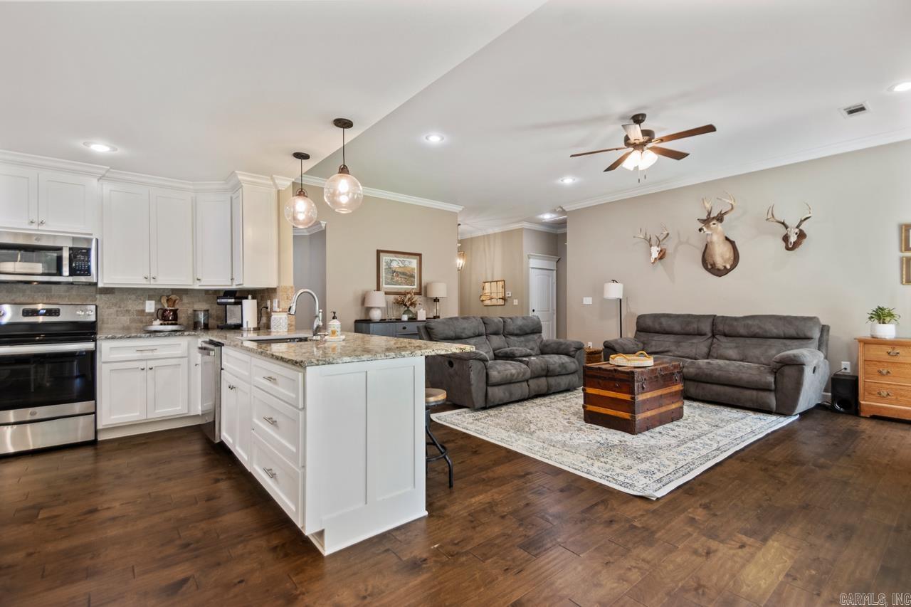 464  Reuben  Alexander, AR