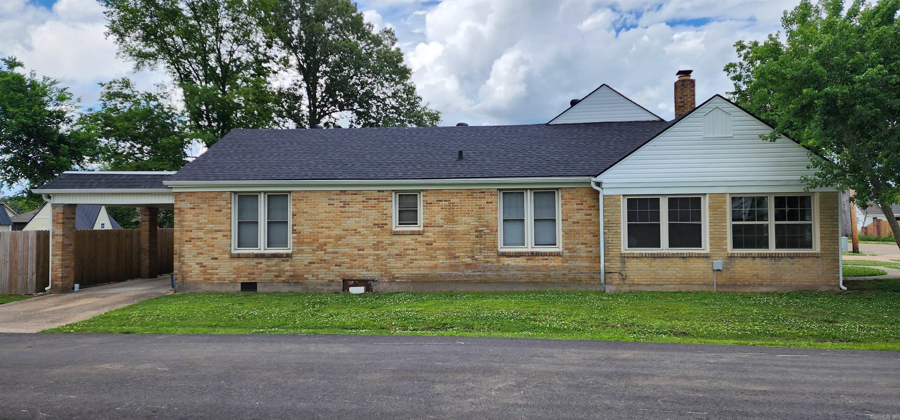 607 N Bruce  Wynne, AR