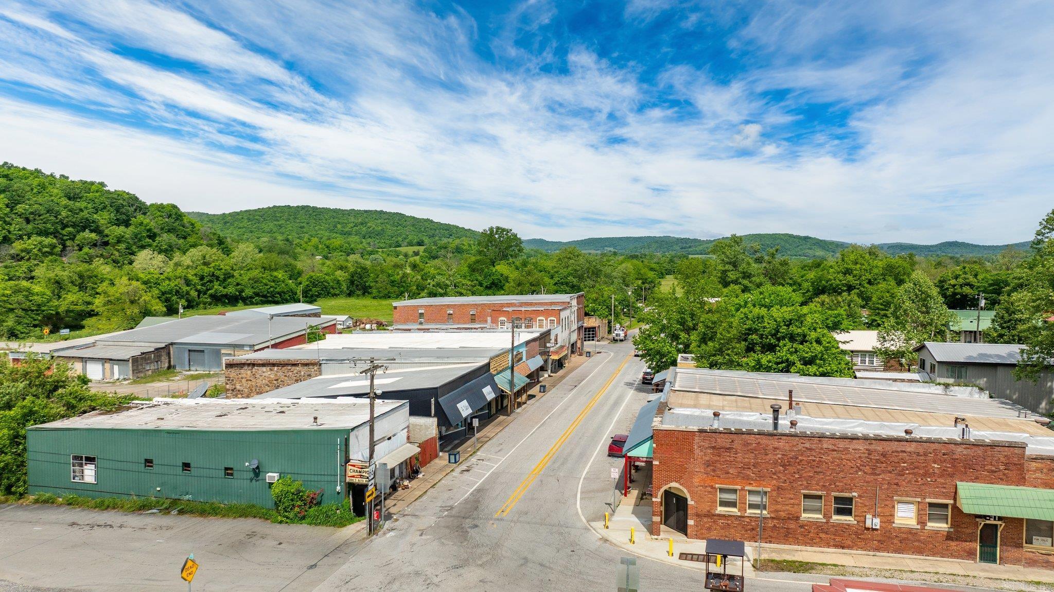 412  Main Street  Leslie, AR