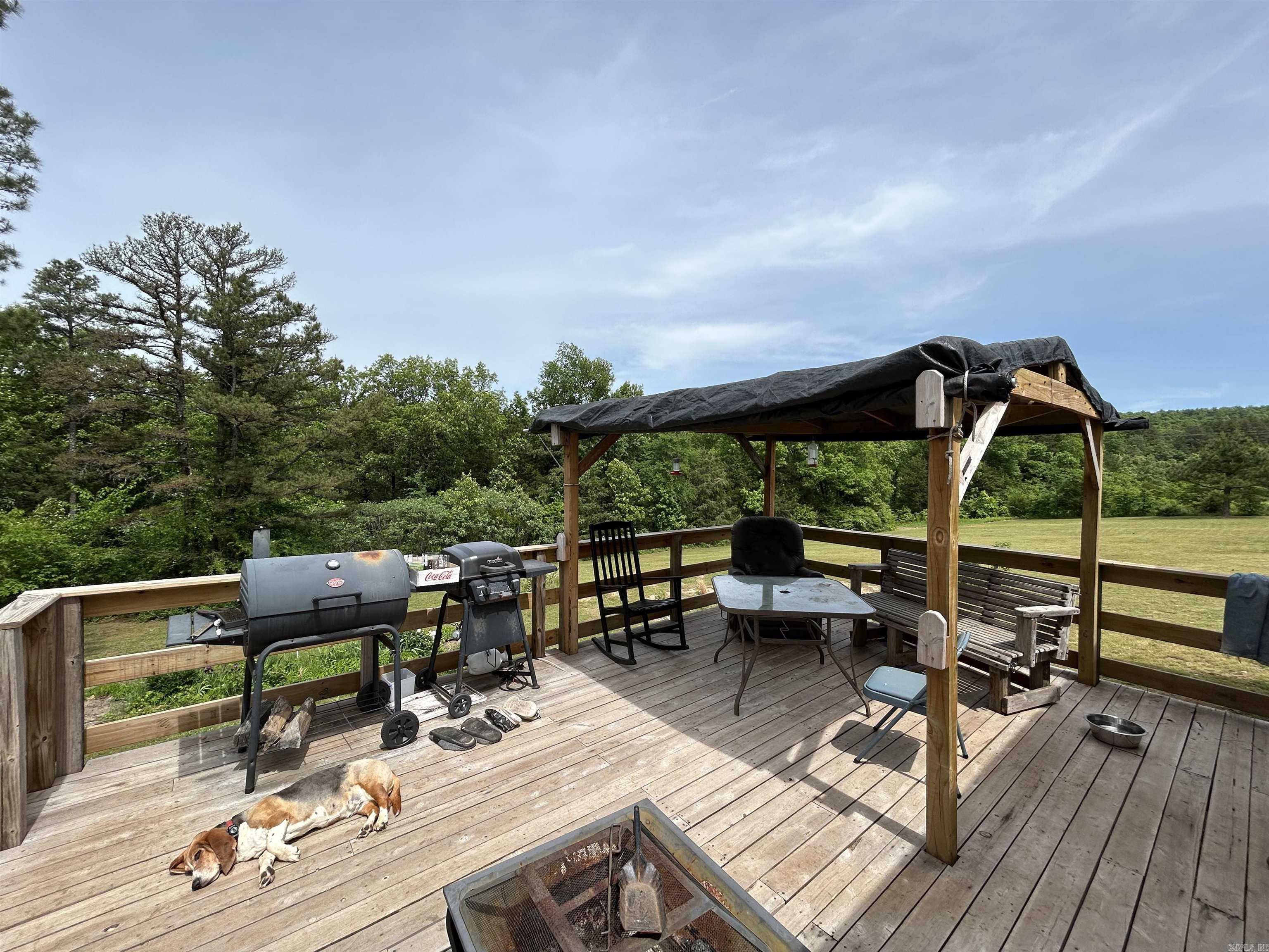 2525  Mountain Park  Shirley, AR