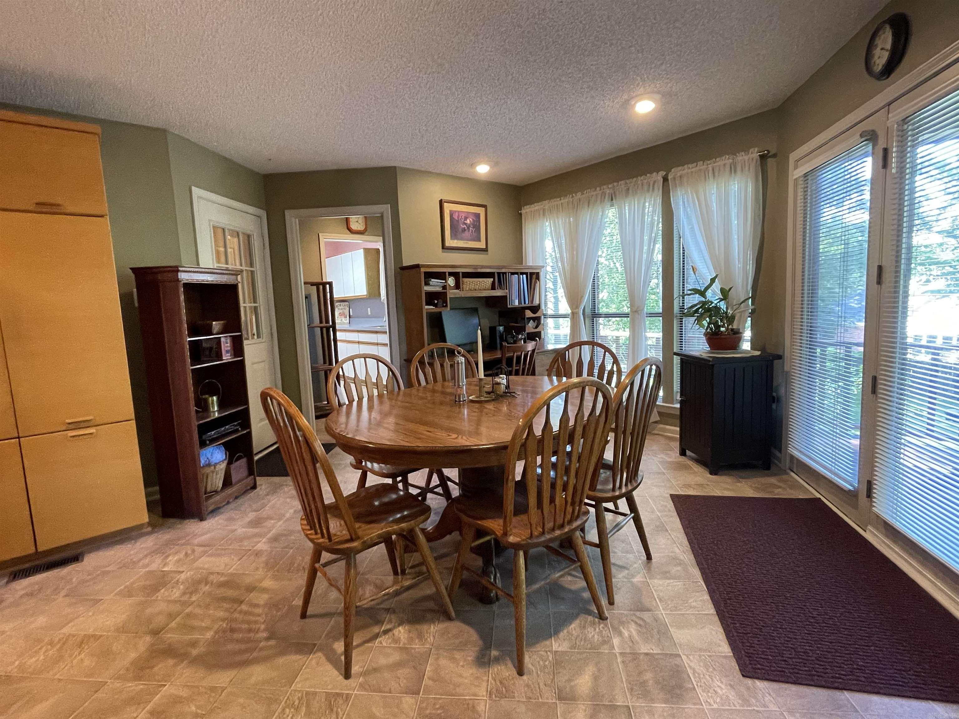 1502  Quail Creek Dr  Conway, AR
