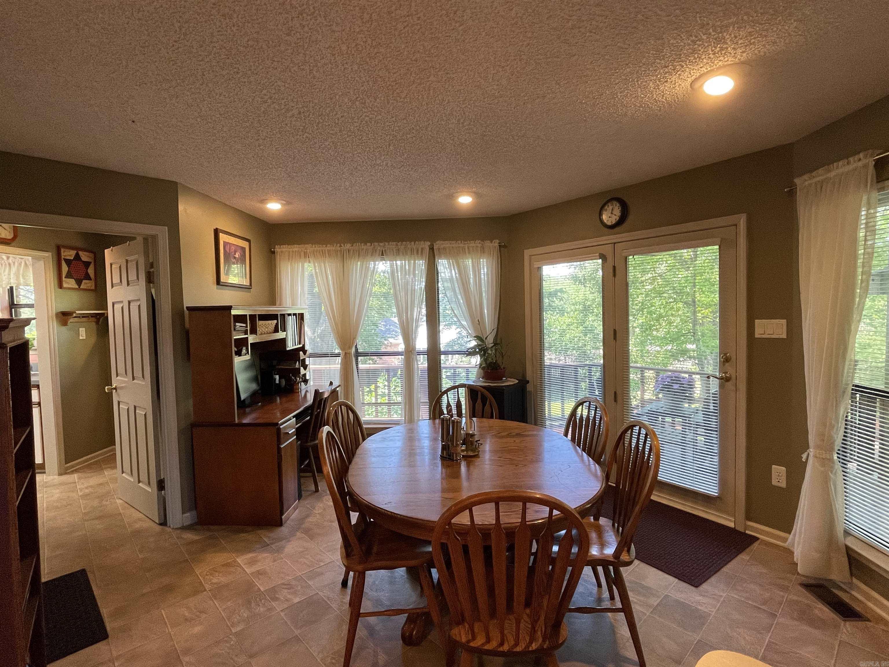 1502  Quail Creek Dr  Conway, AR