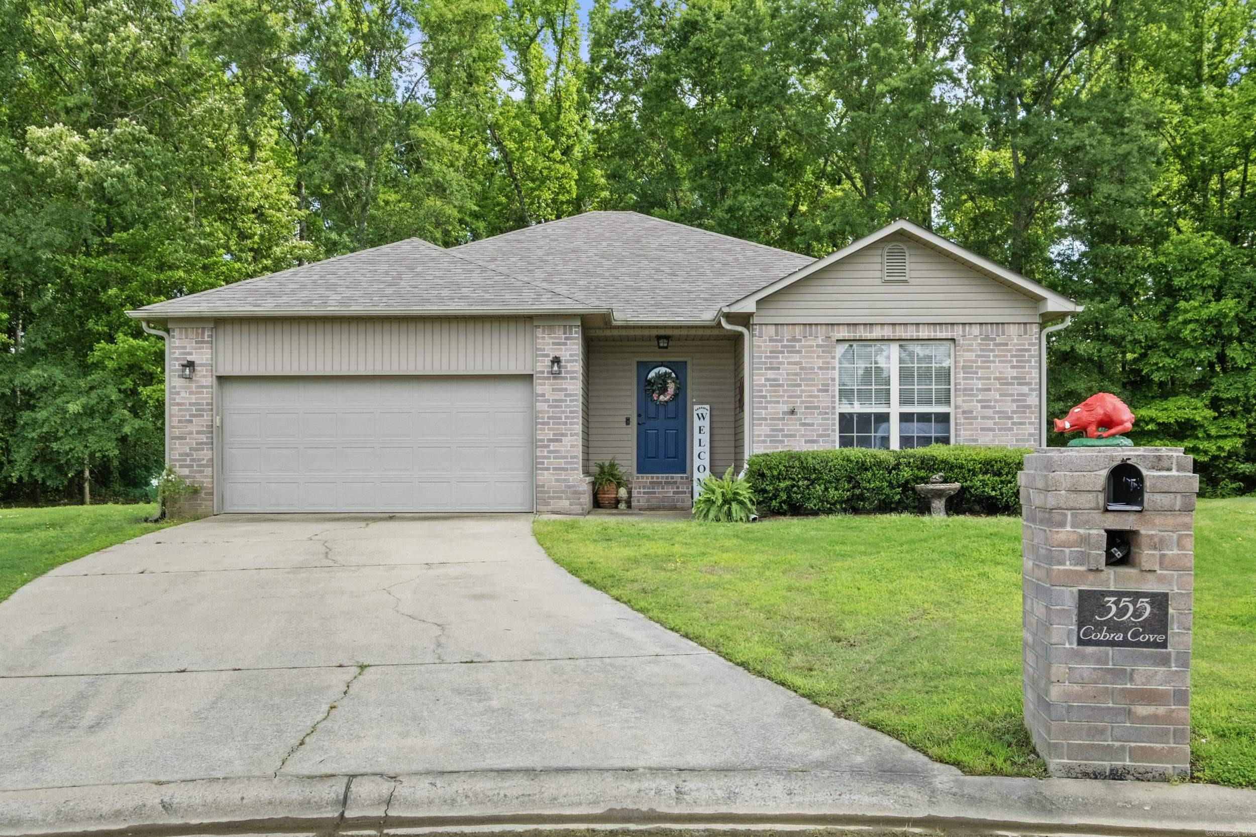355 Cobra Cove