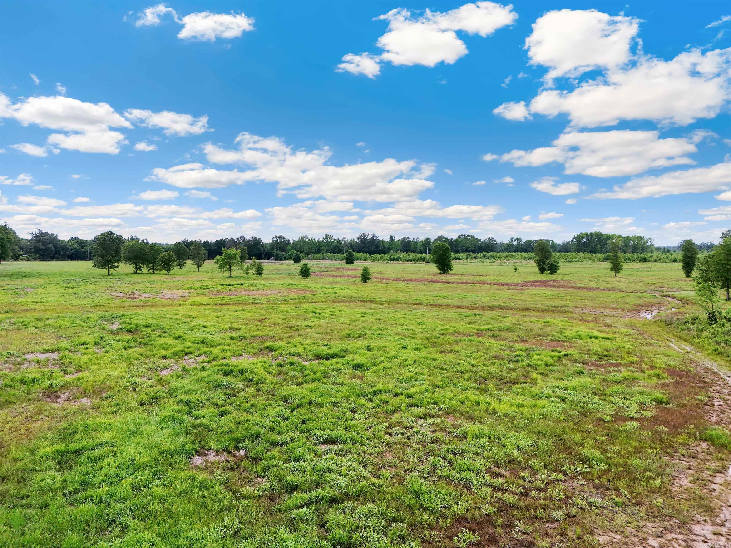 72U  Matthews Rd  Enola, AR