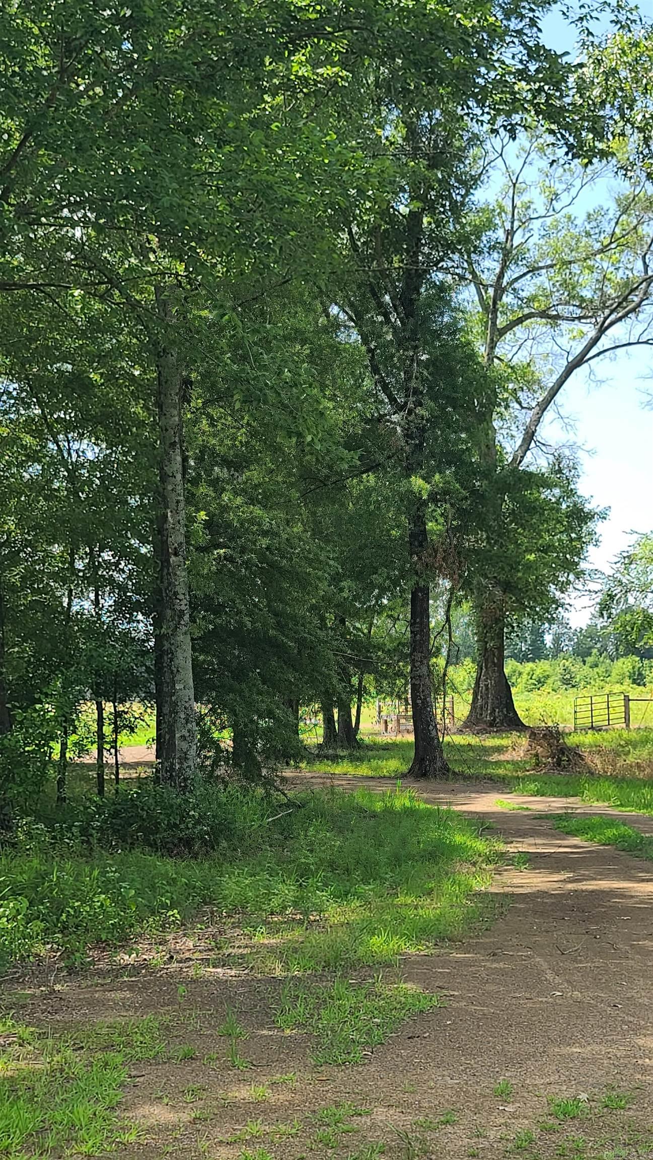 72U Matthews Rd  Enola, AR