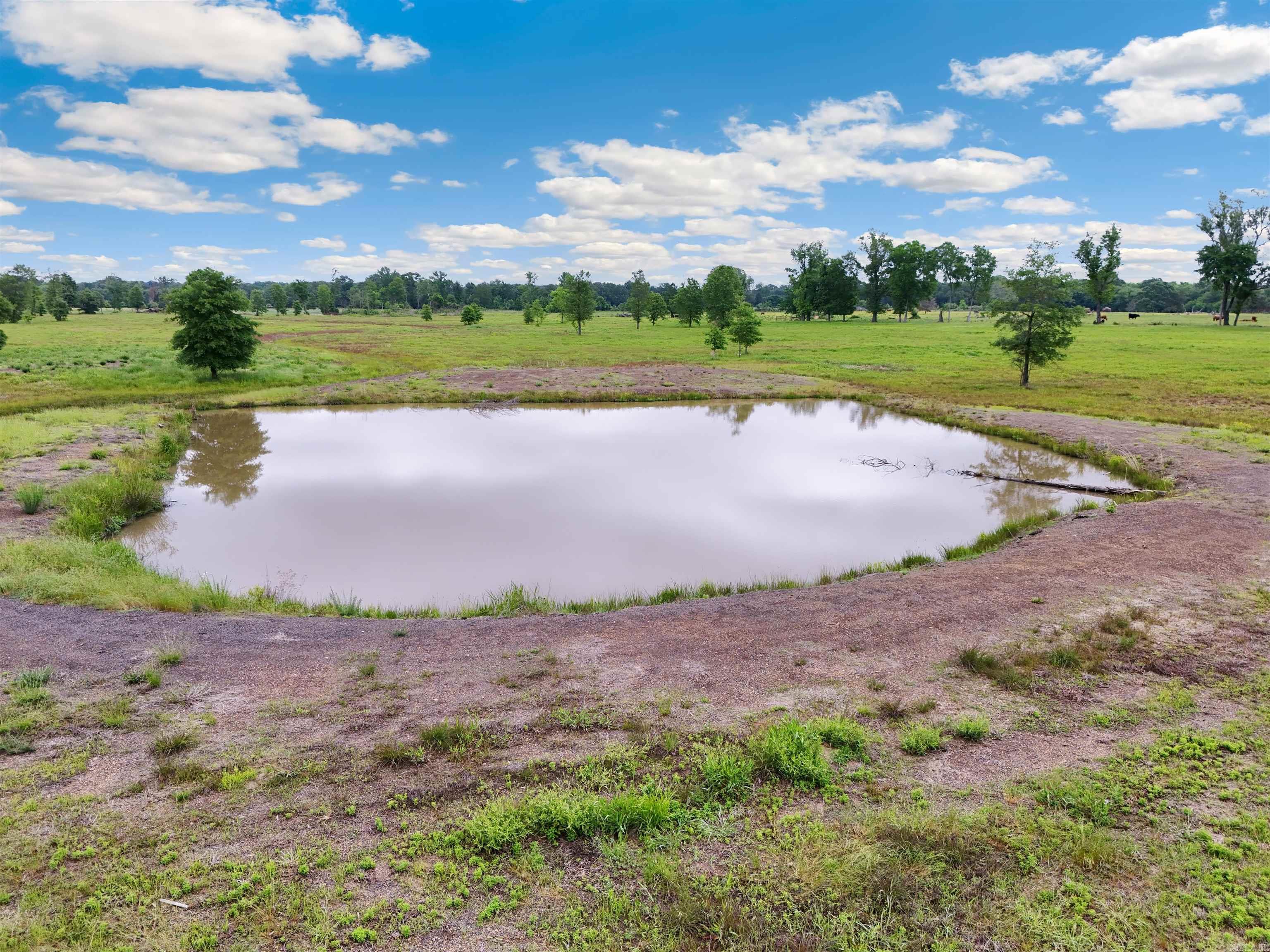 72U  Matthews Rd  Enola, AR