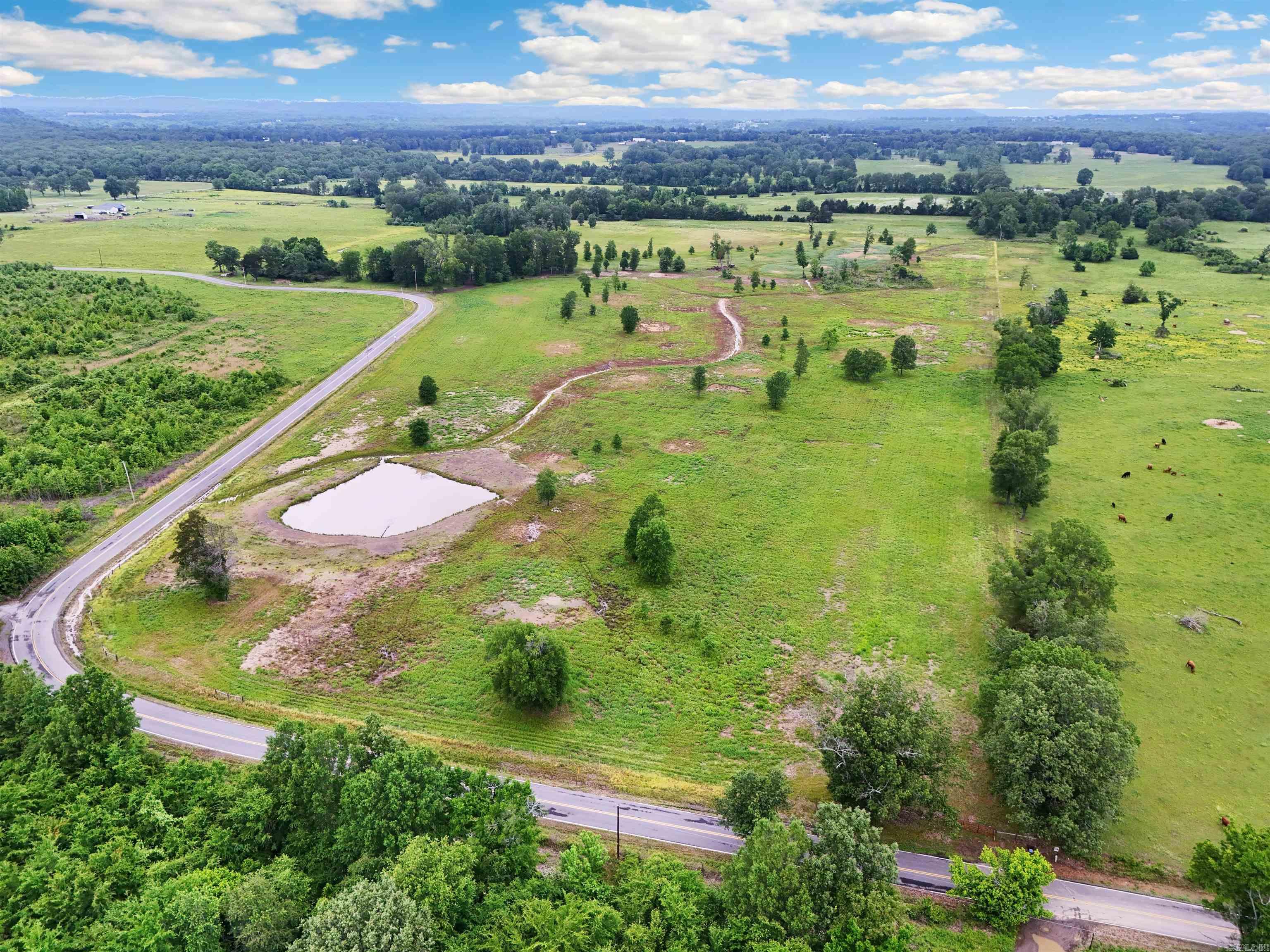 72U  Matthews Rd  Enola, AR
