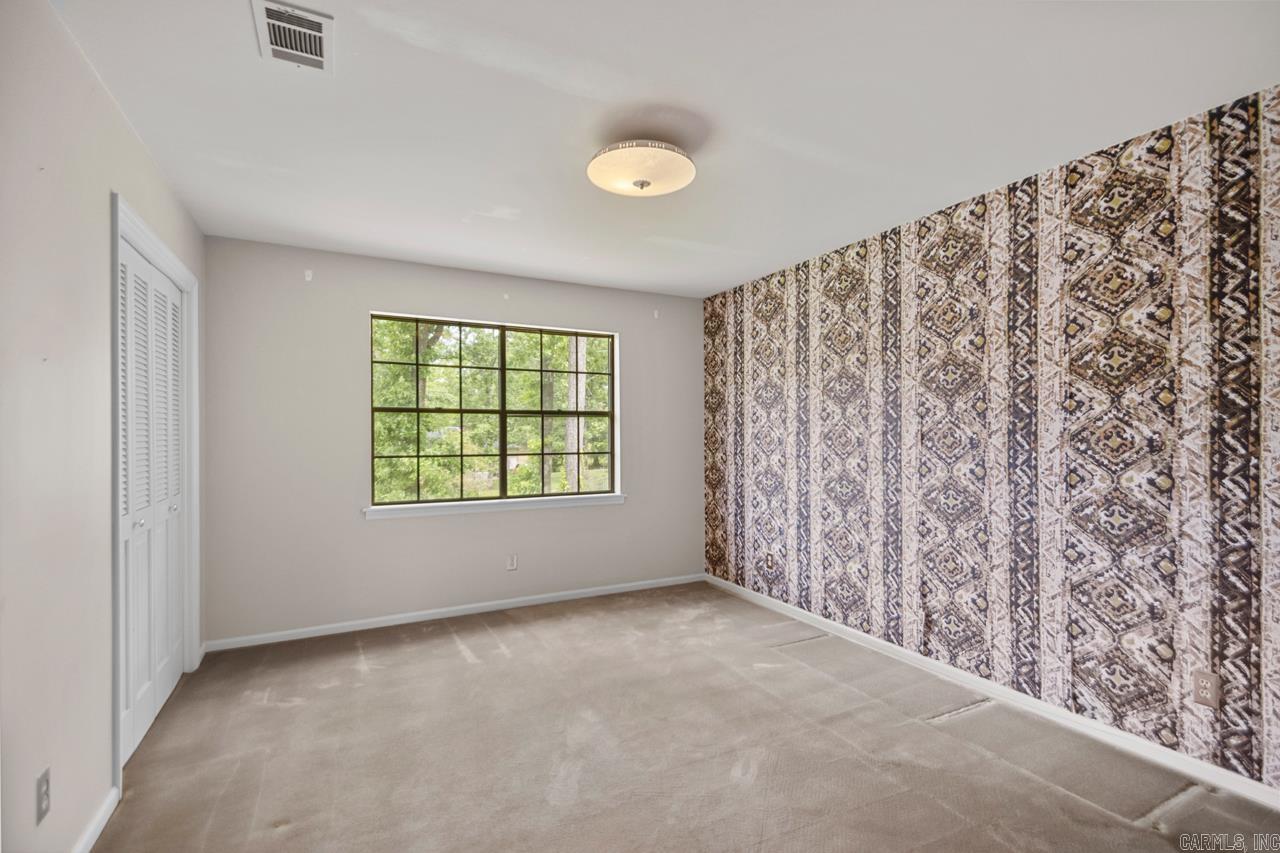 4  QueensPark Rd  Little Rock, AR