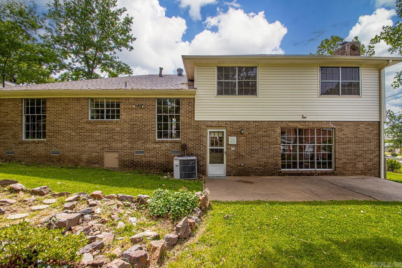 4  QueensPark Rd  Little Rock, AR