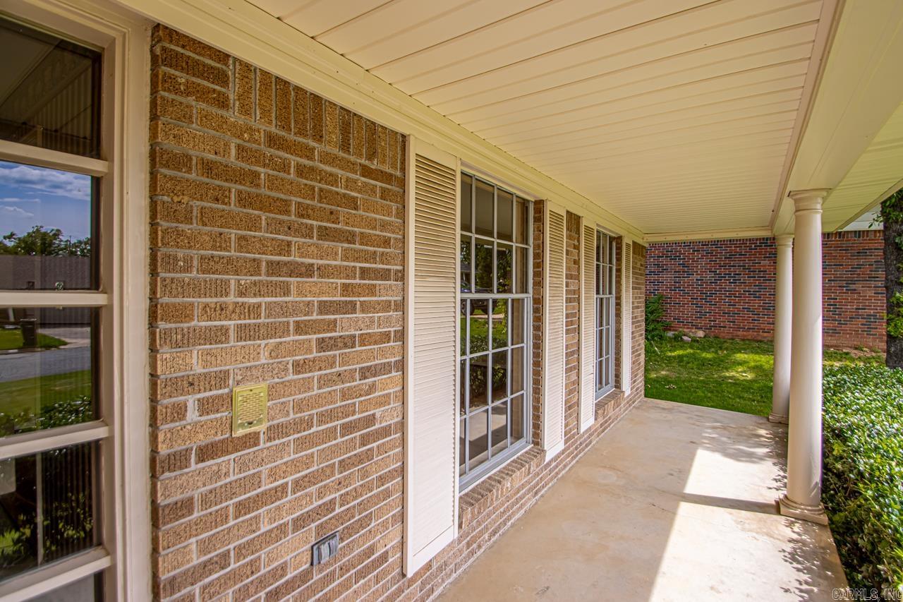 4  QueensPark Rd  Little Rock, AR