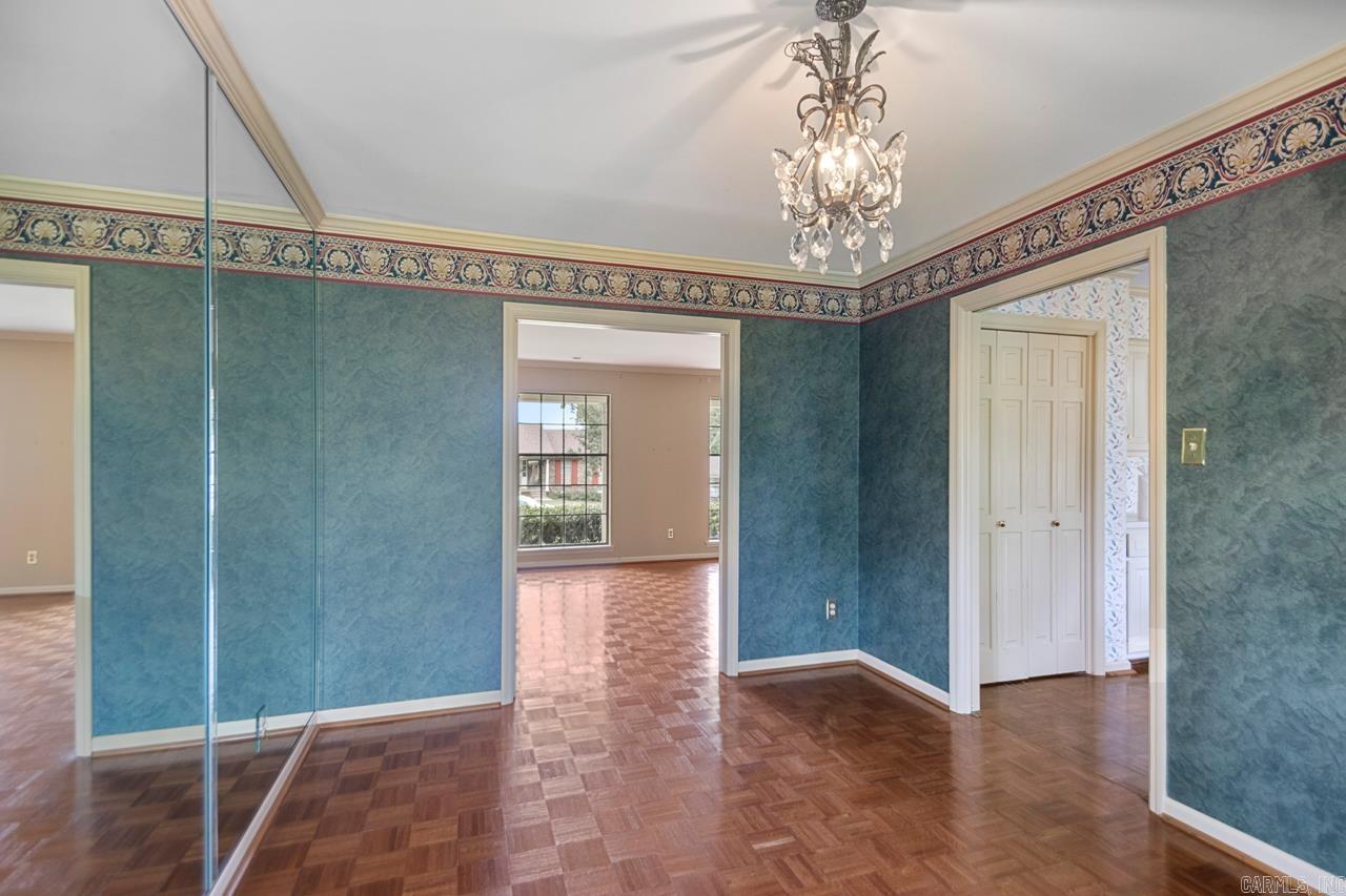 4  QueensPark Rd  Little Rock, AR