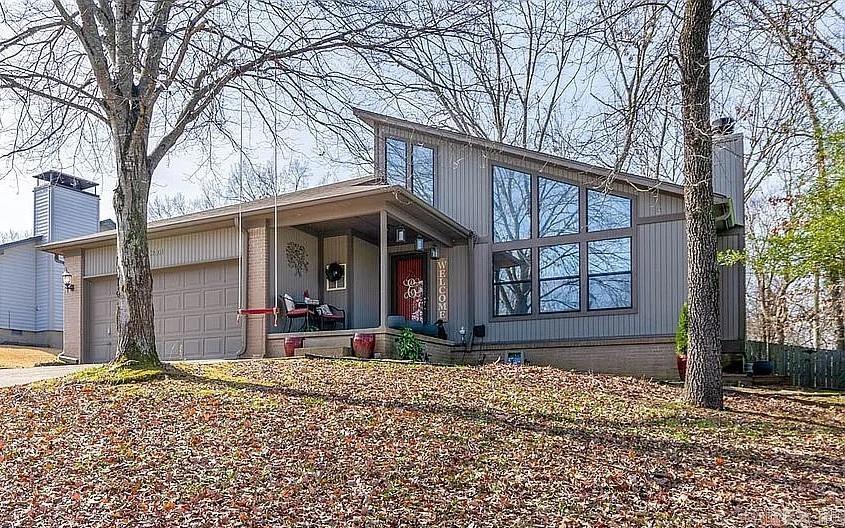 14301 Ridgewood Little Rock, AR 72211-4508