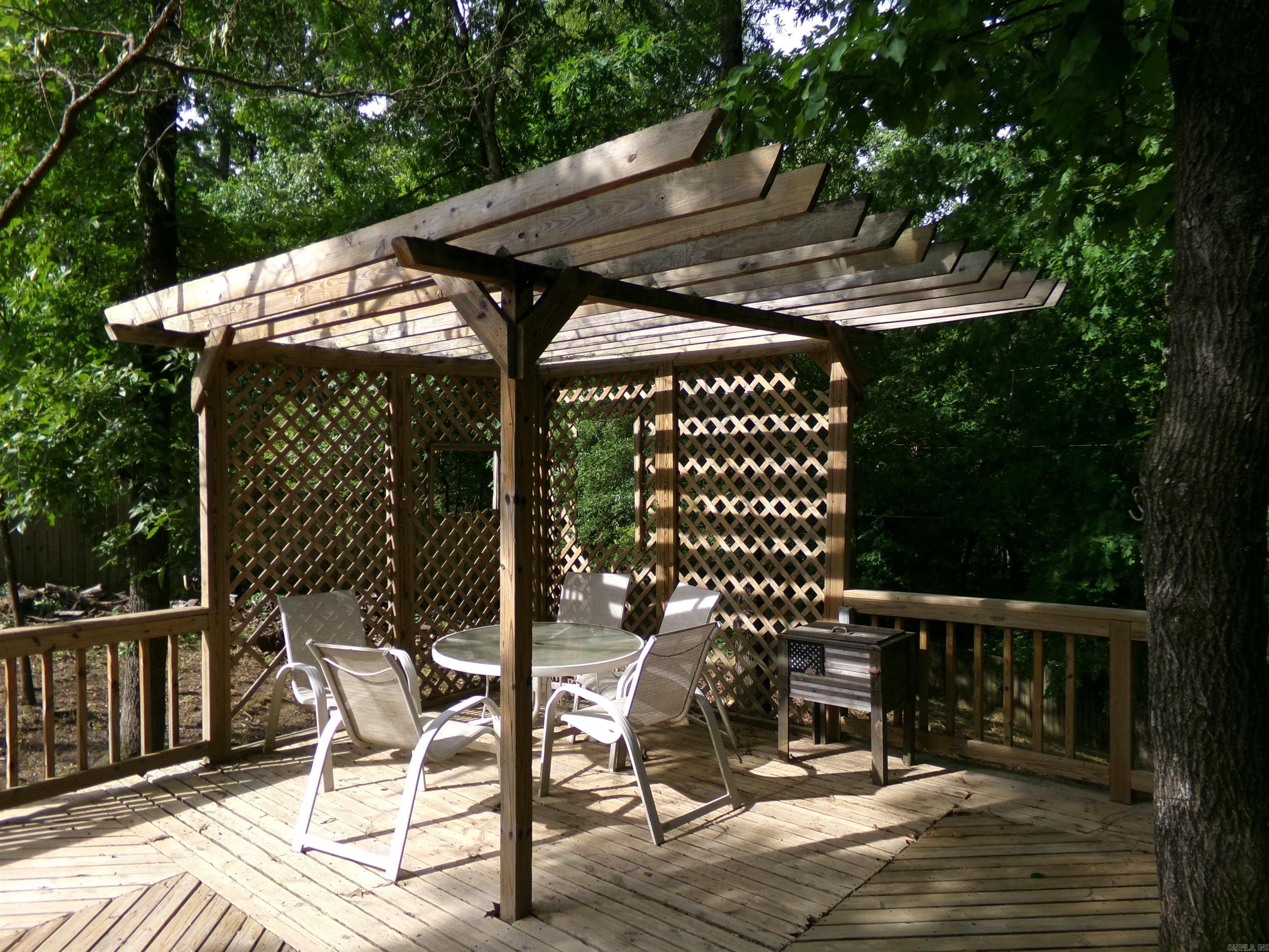 14301 Ridgewood Little Rock, AR 72211-4508