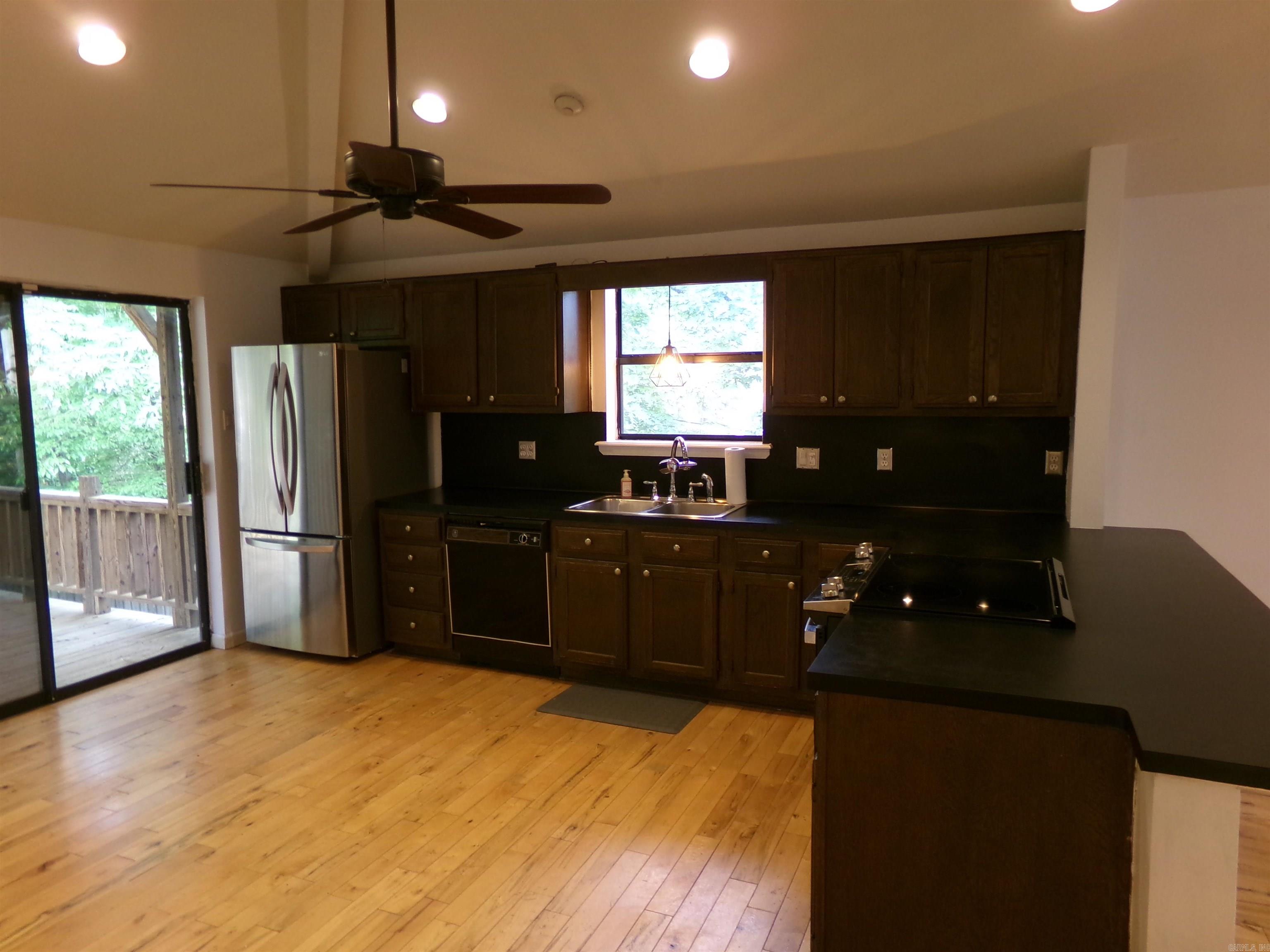 14301 Ridgewood Little Rock, AR 72211-4508