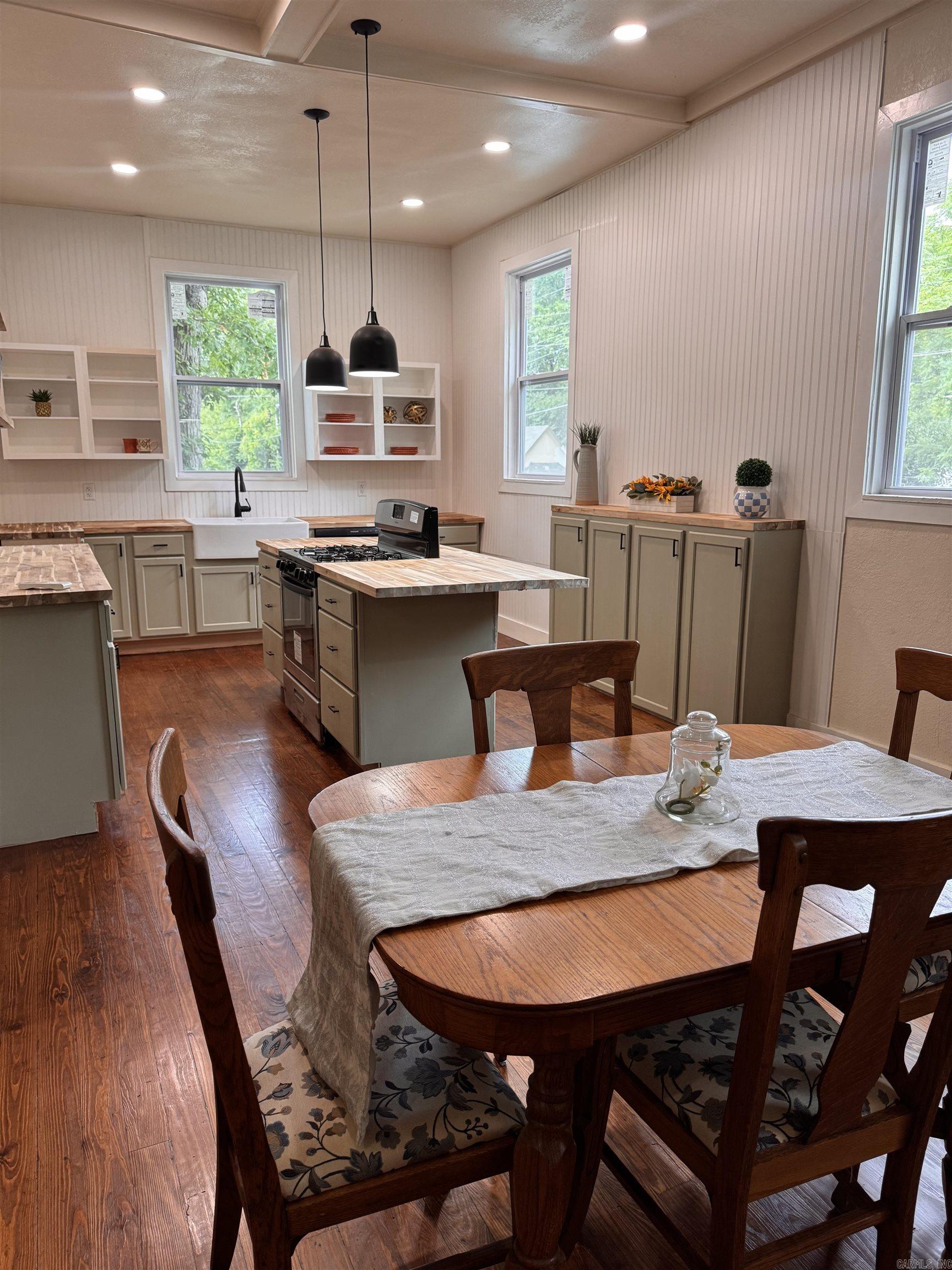 301 Walter Street Hot Springs, AR 71901