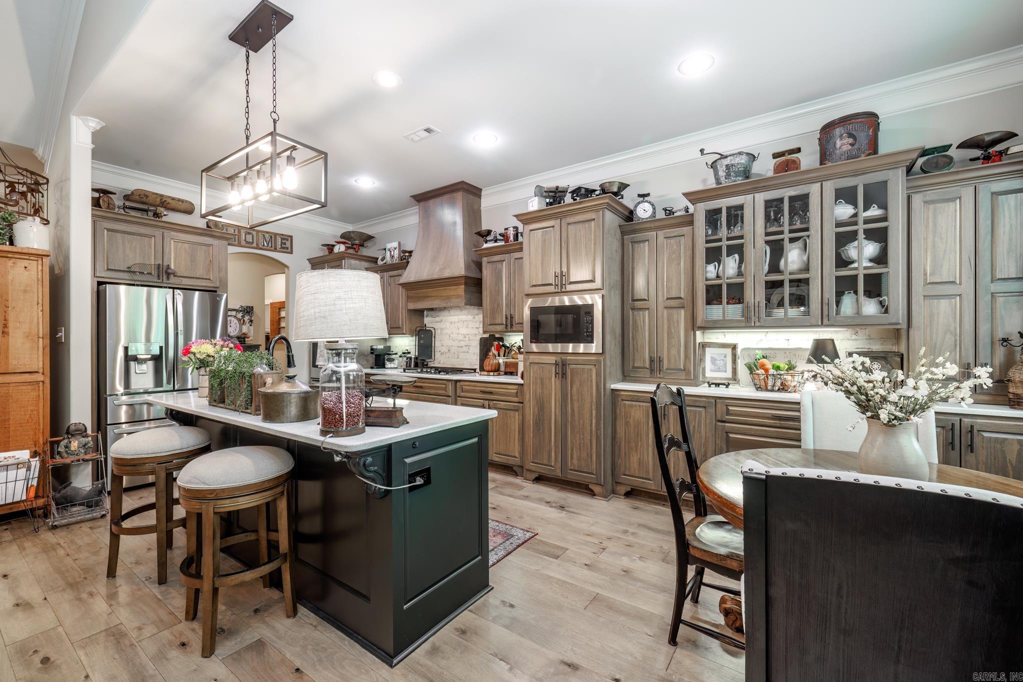 137 Pizarro Drive Hot Springs Village, AR 71909