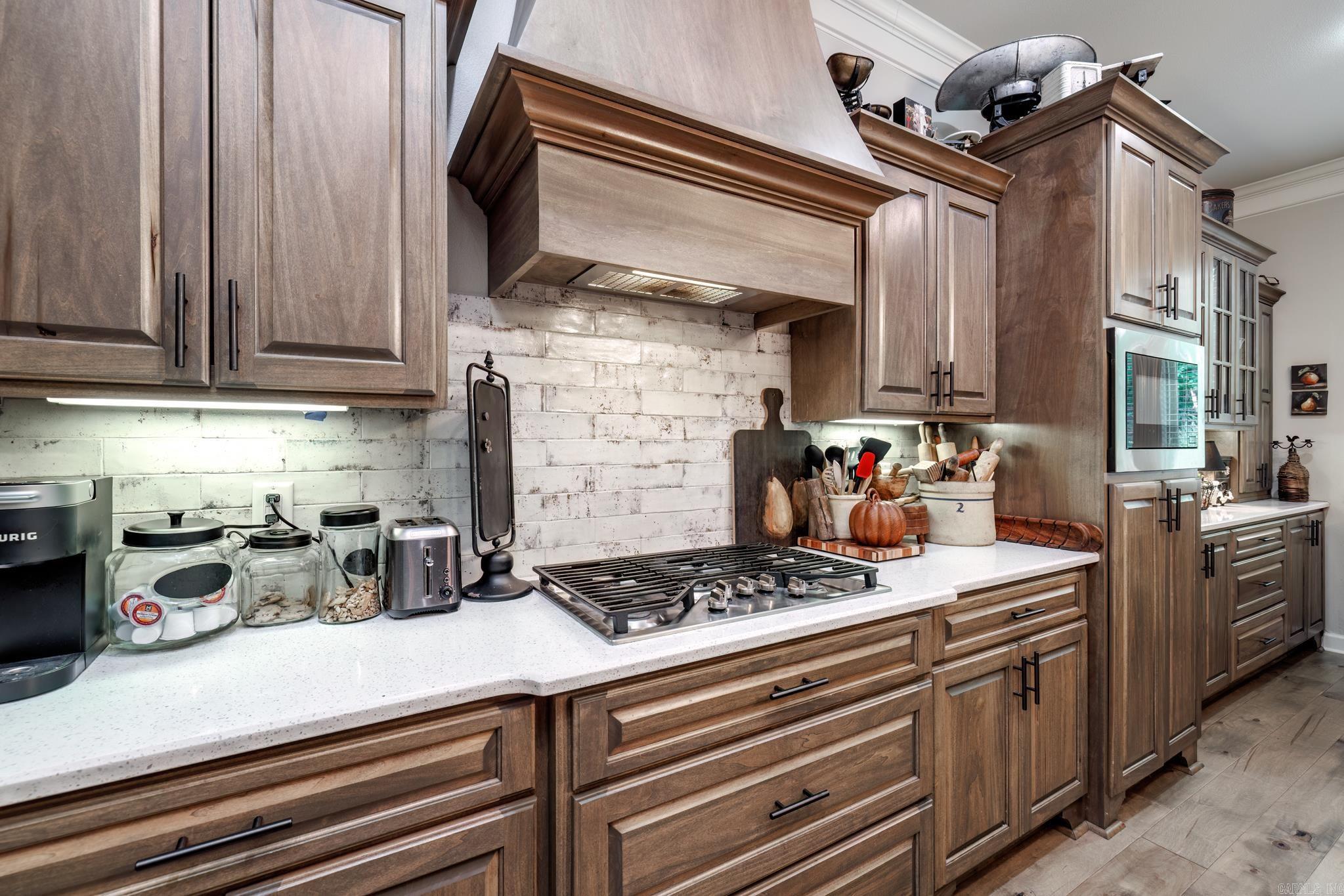 137 Pizarro Drive Hot Springs Village, AR 71909