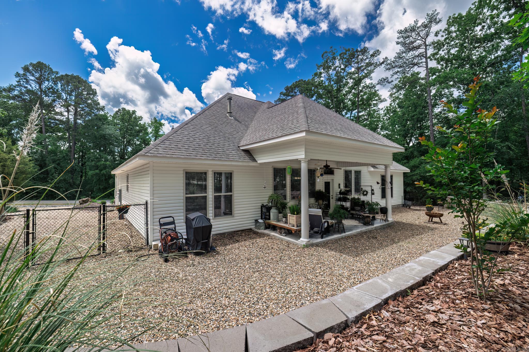 137 Pizarro Drive Hot Springs Village, AR 71909