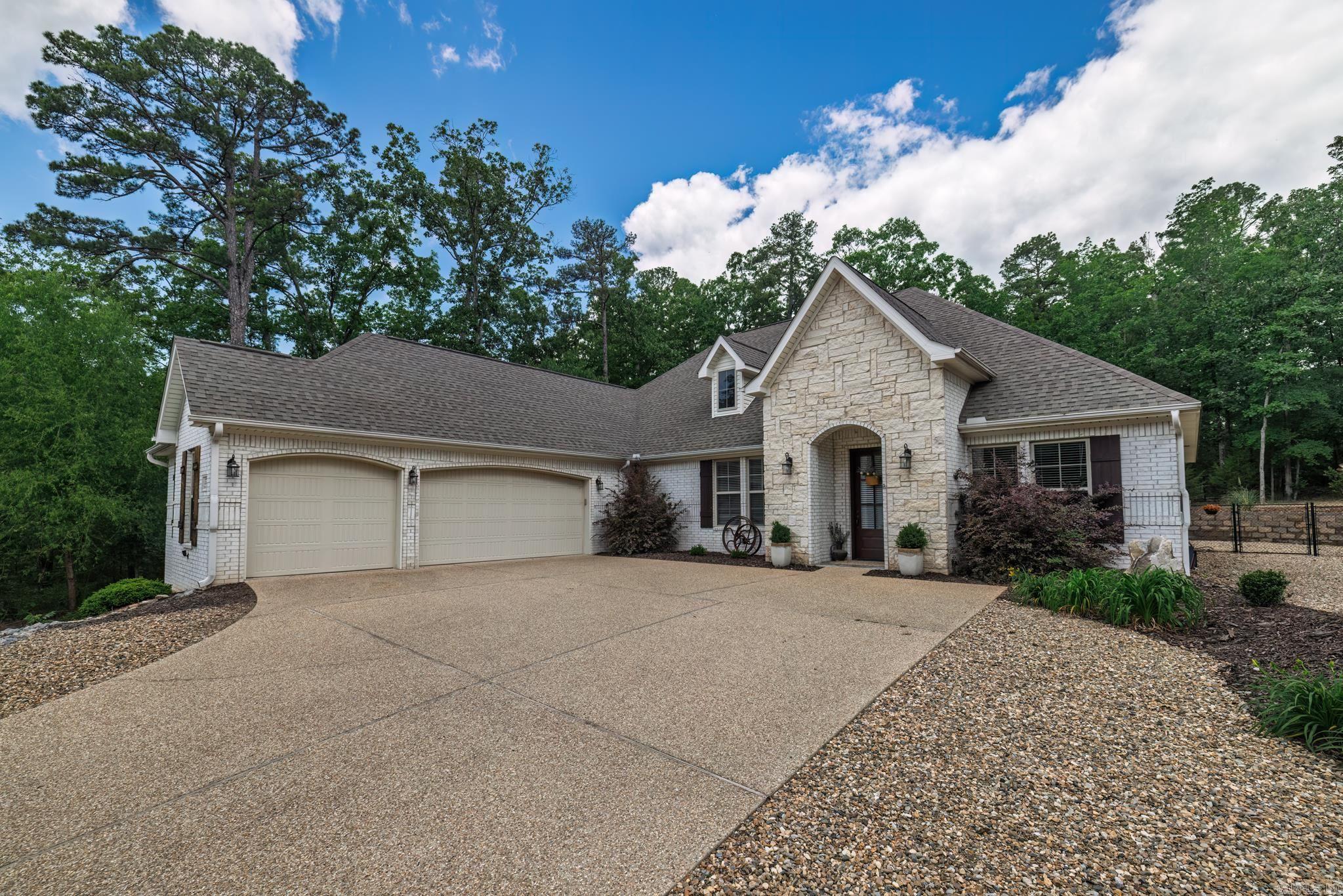 137 Pizarro Drive Hot Springs Village, AR 71909
