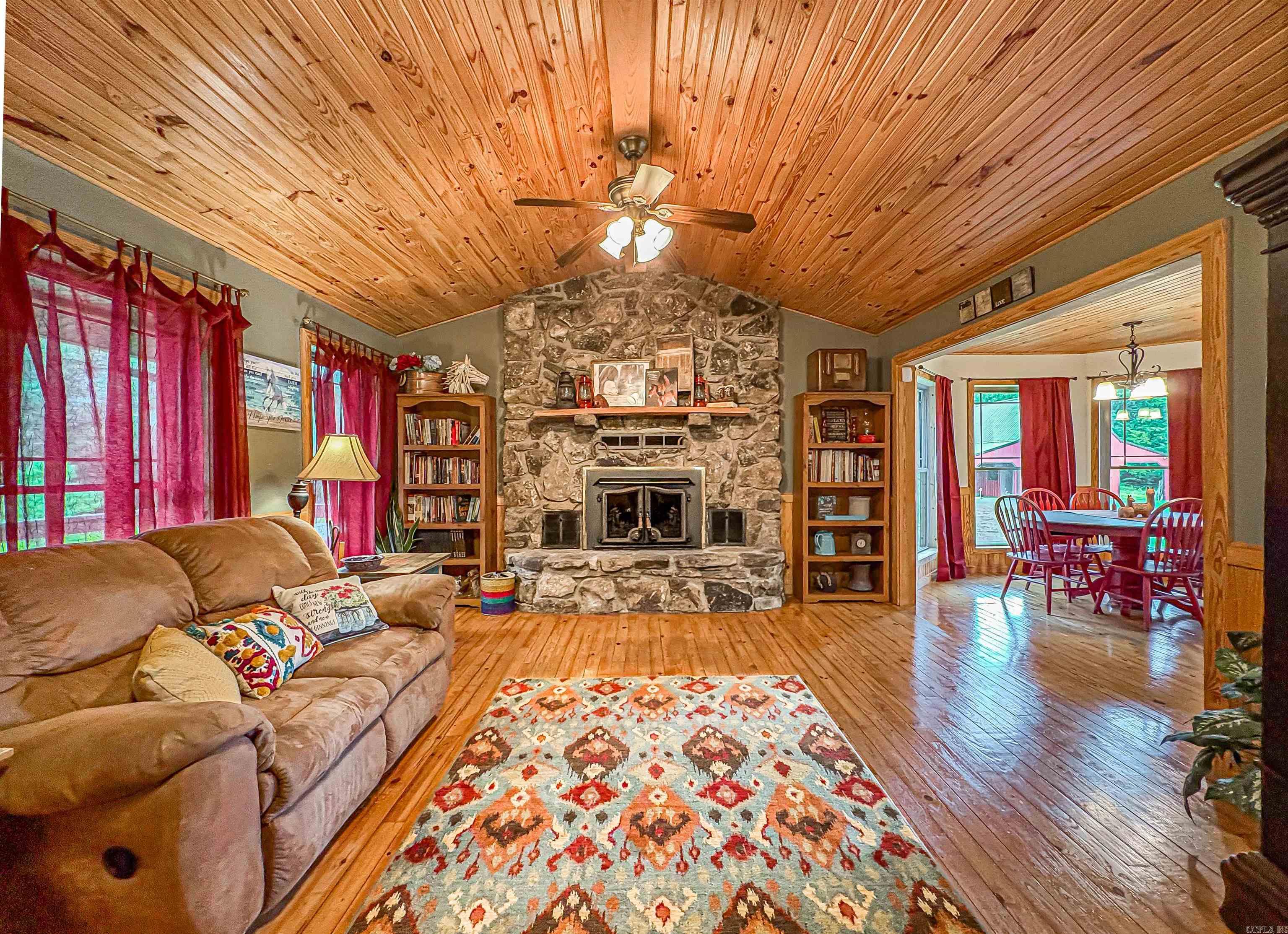 3811  MC 6014  Yellville, AR