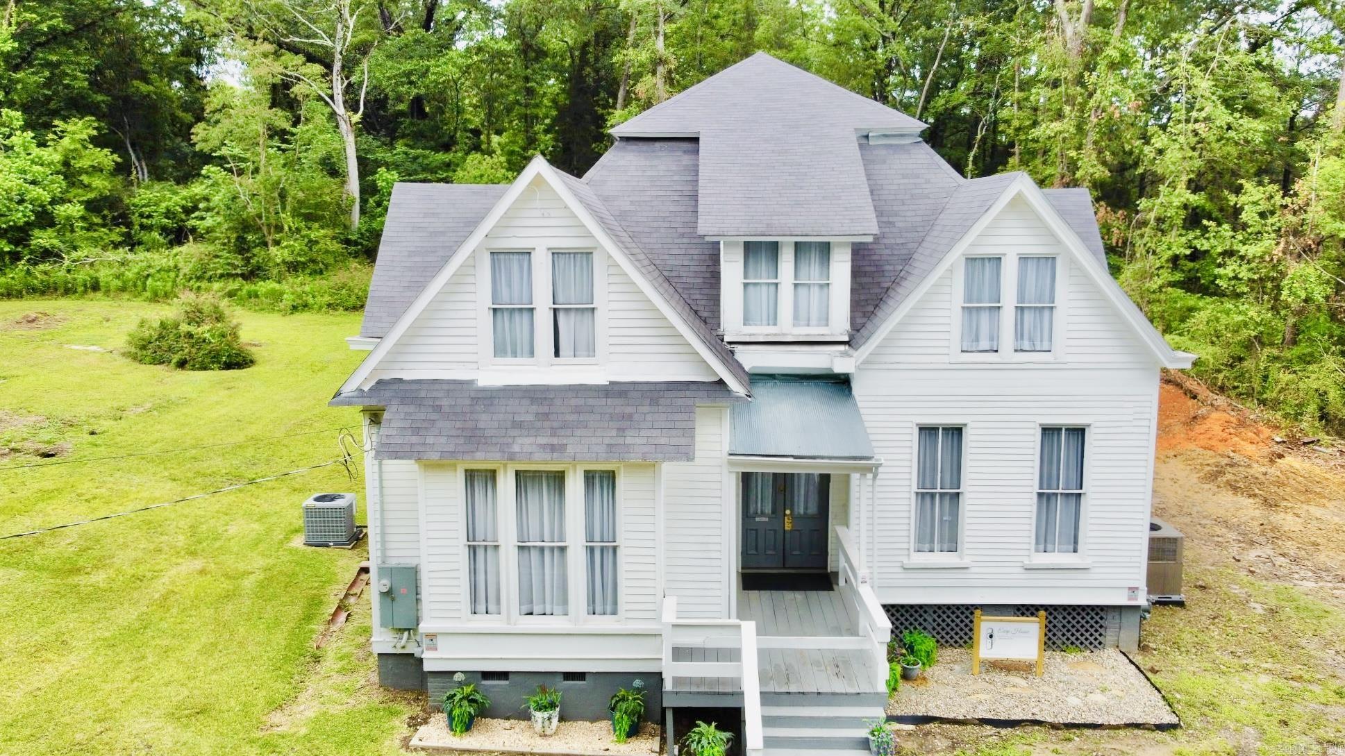 124  Clifton Street  Camden, AR