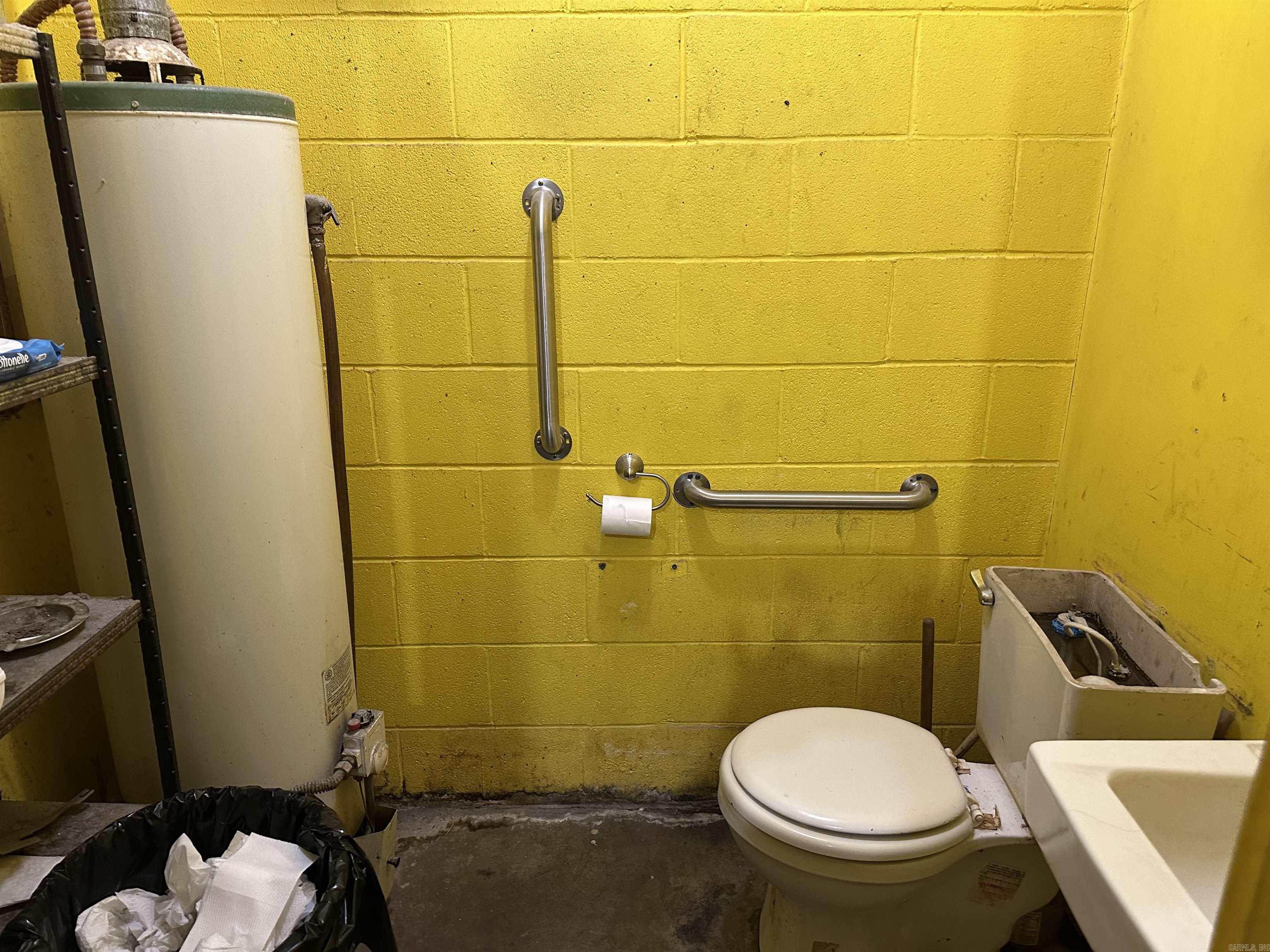 105 W Choctaw  Dumas, AR