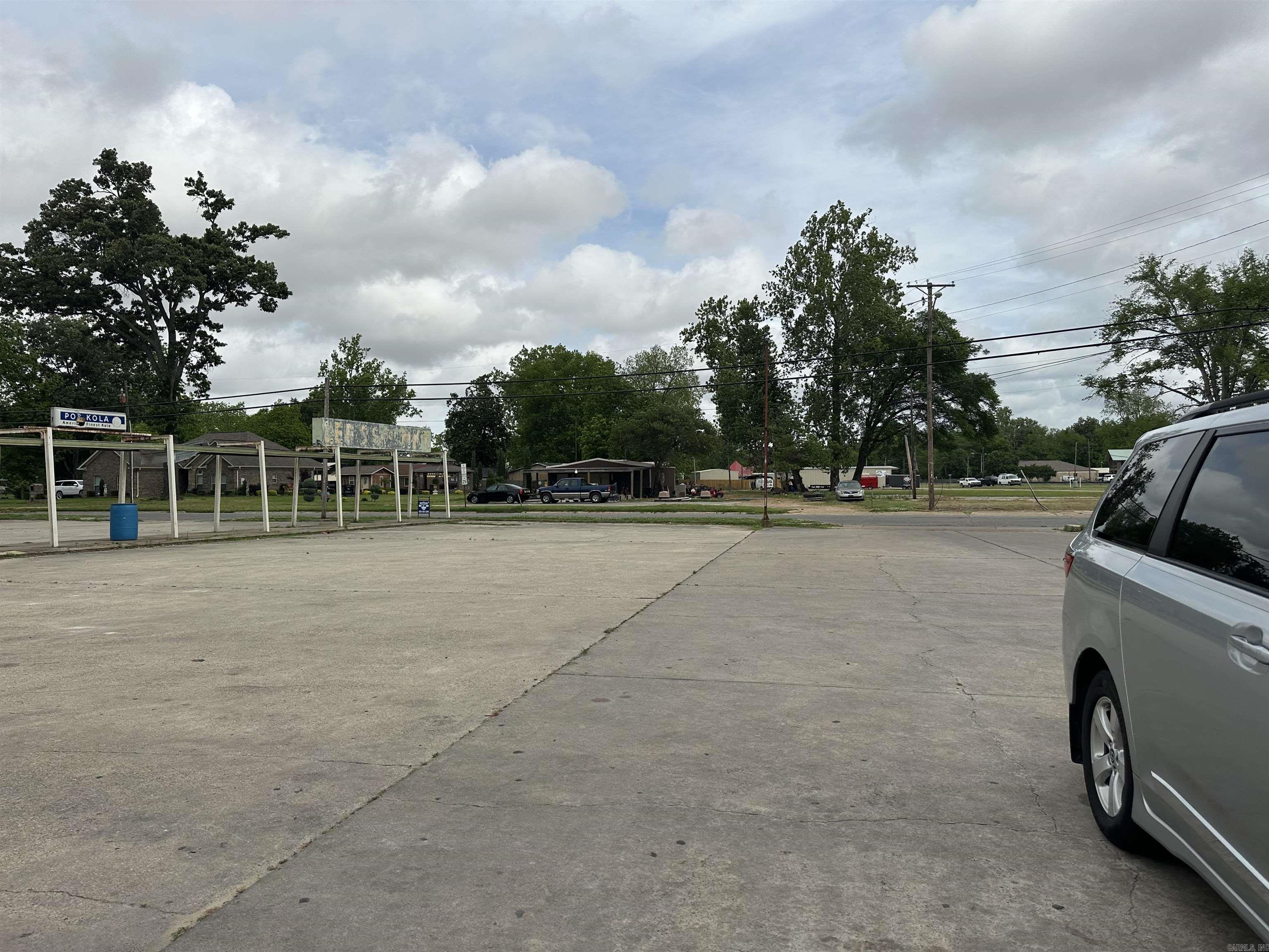 105 W Choctaw  Dumas, AR