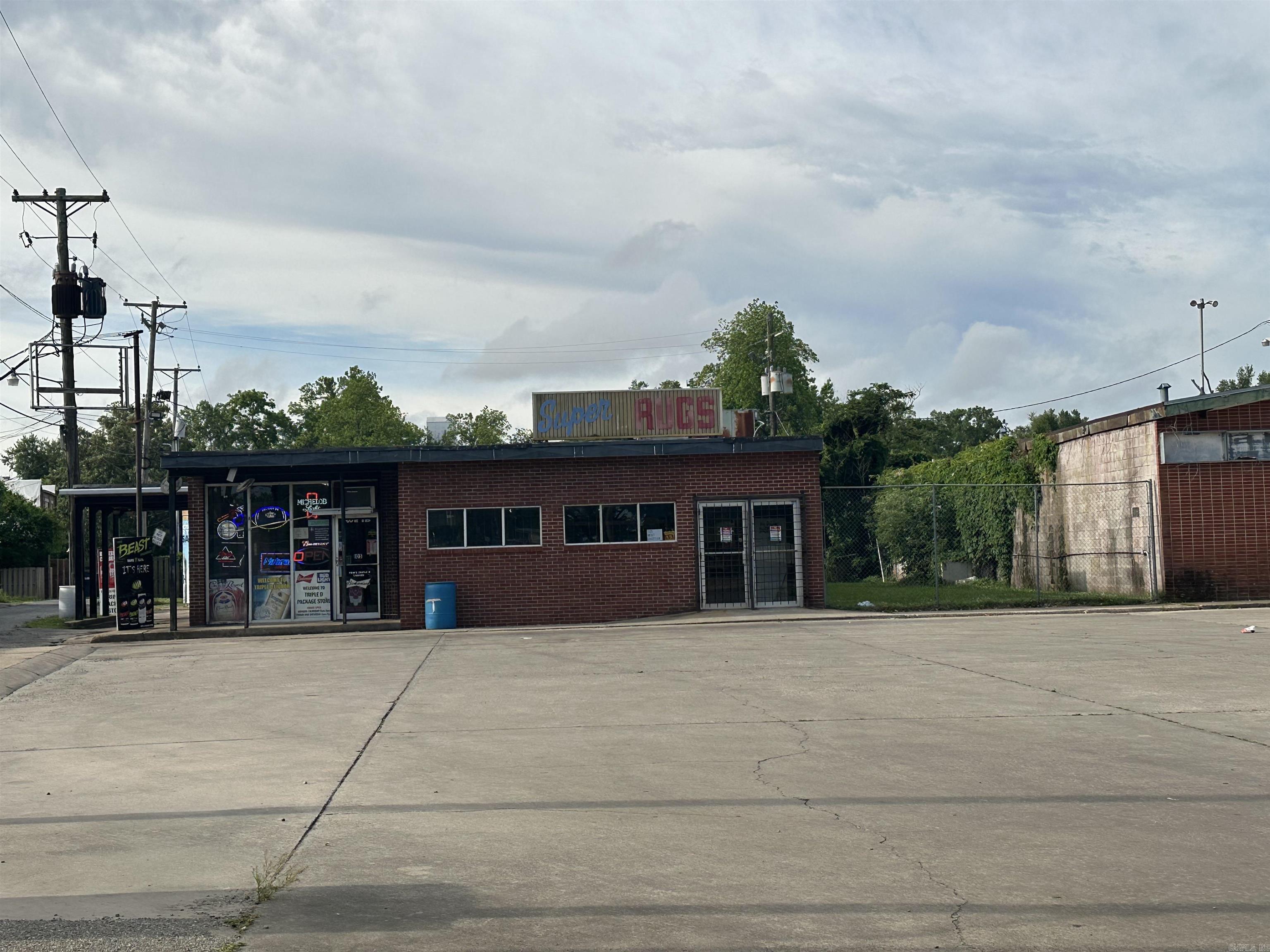 105 W Choctaw  Dumas, AR