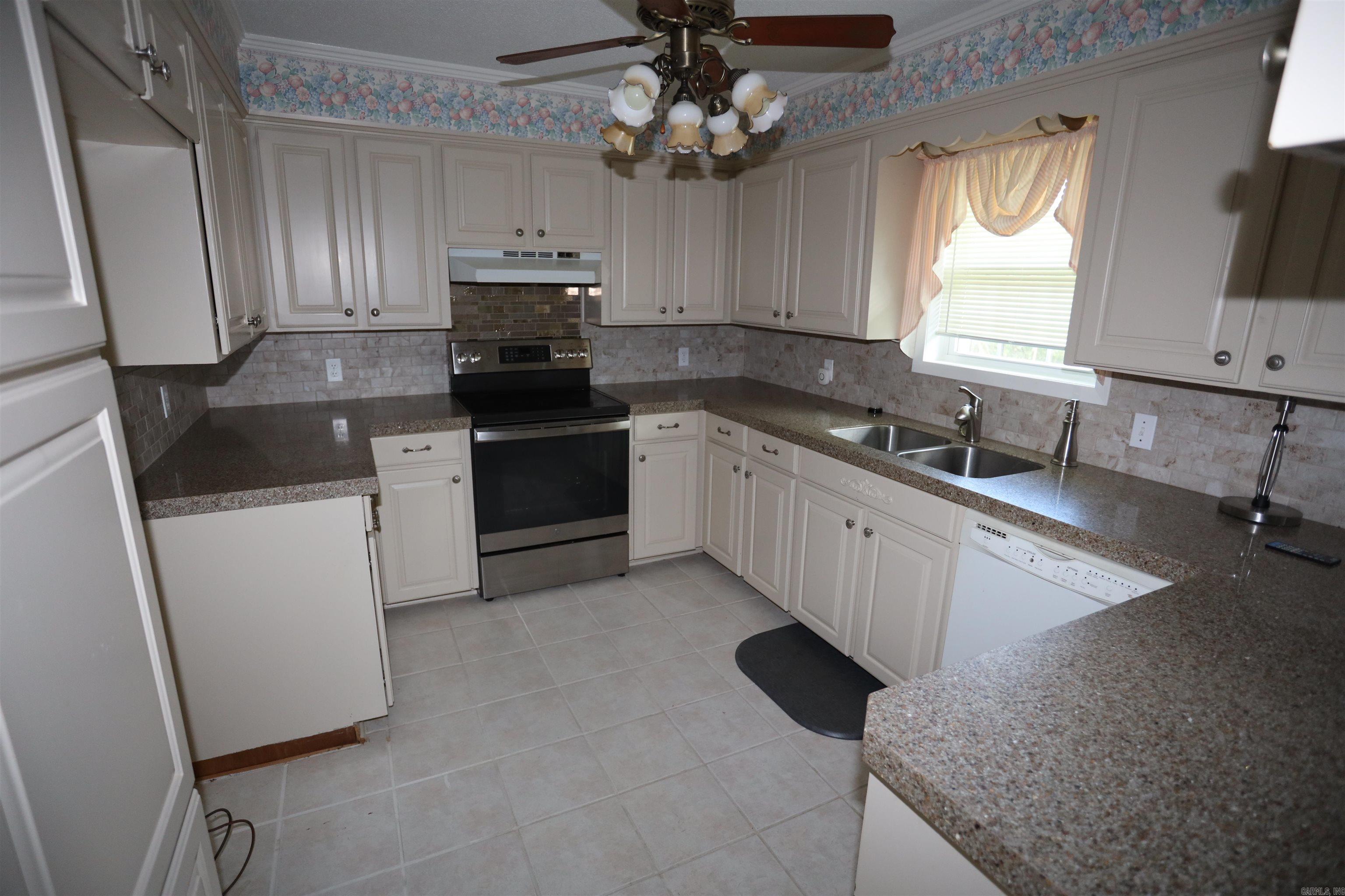 324  Bradley 92  Warren, AR