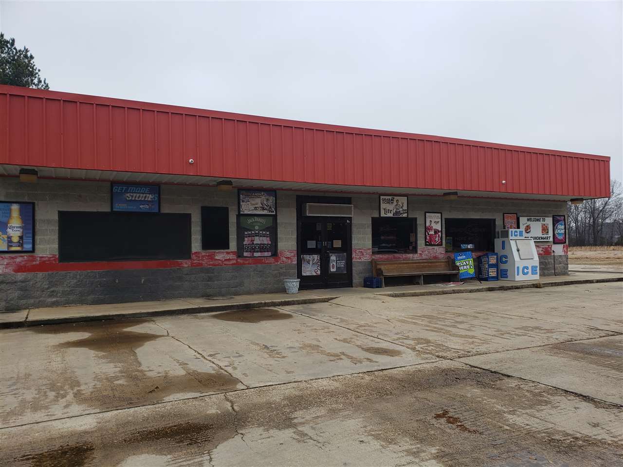 11002  hwy 135 N  Lafe, AR