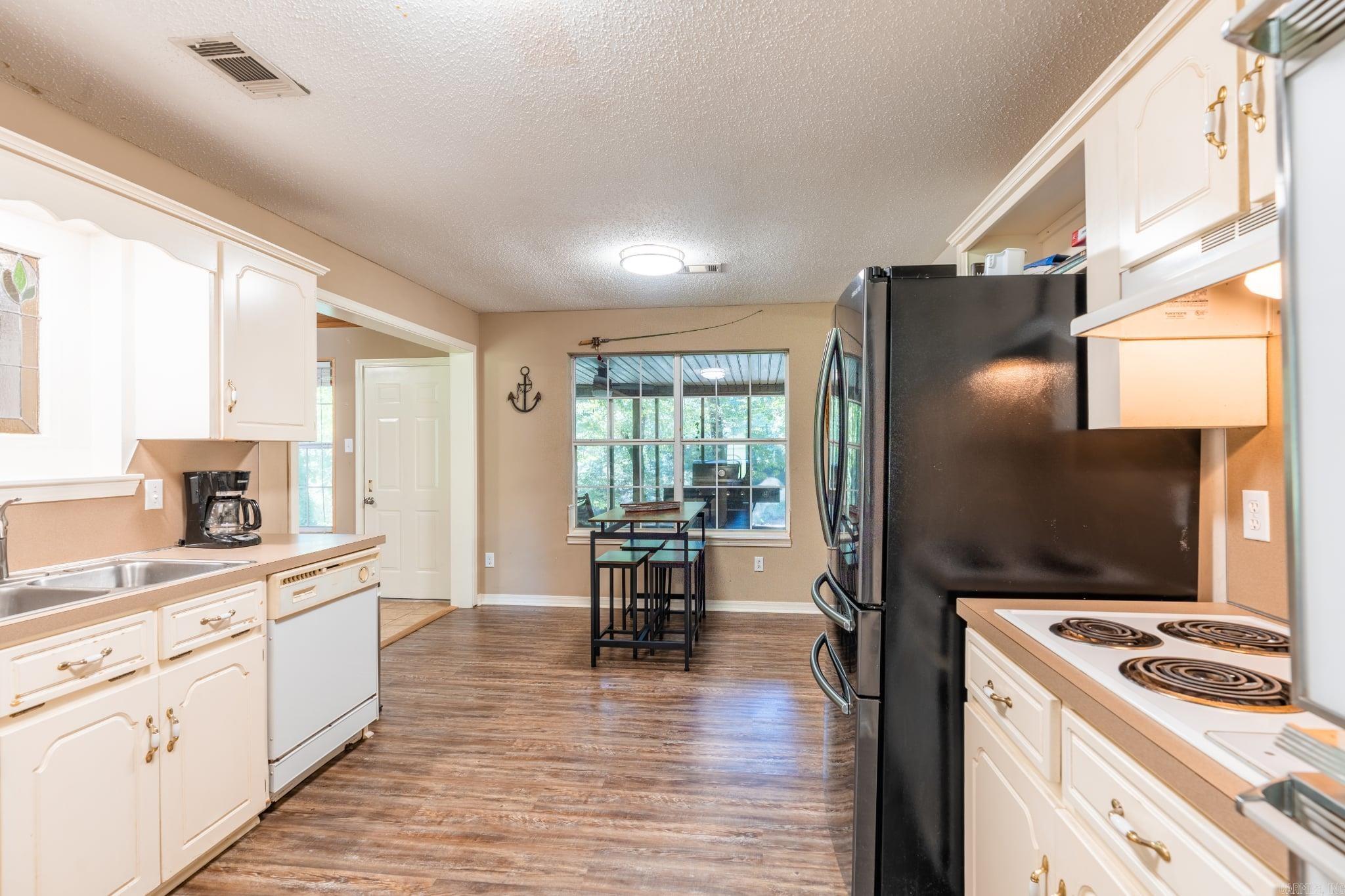 204  Riverside  Pangburn, AR