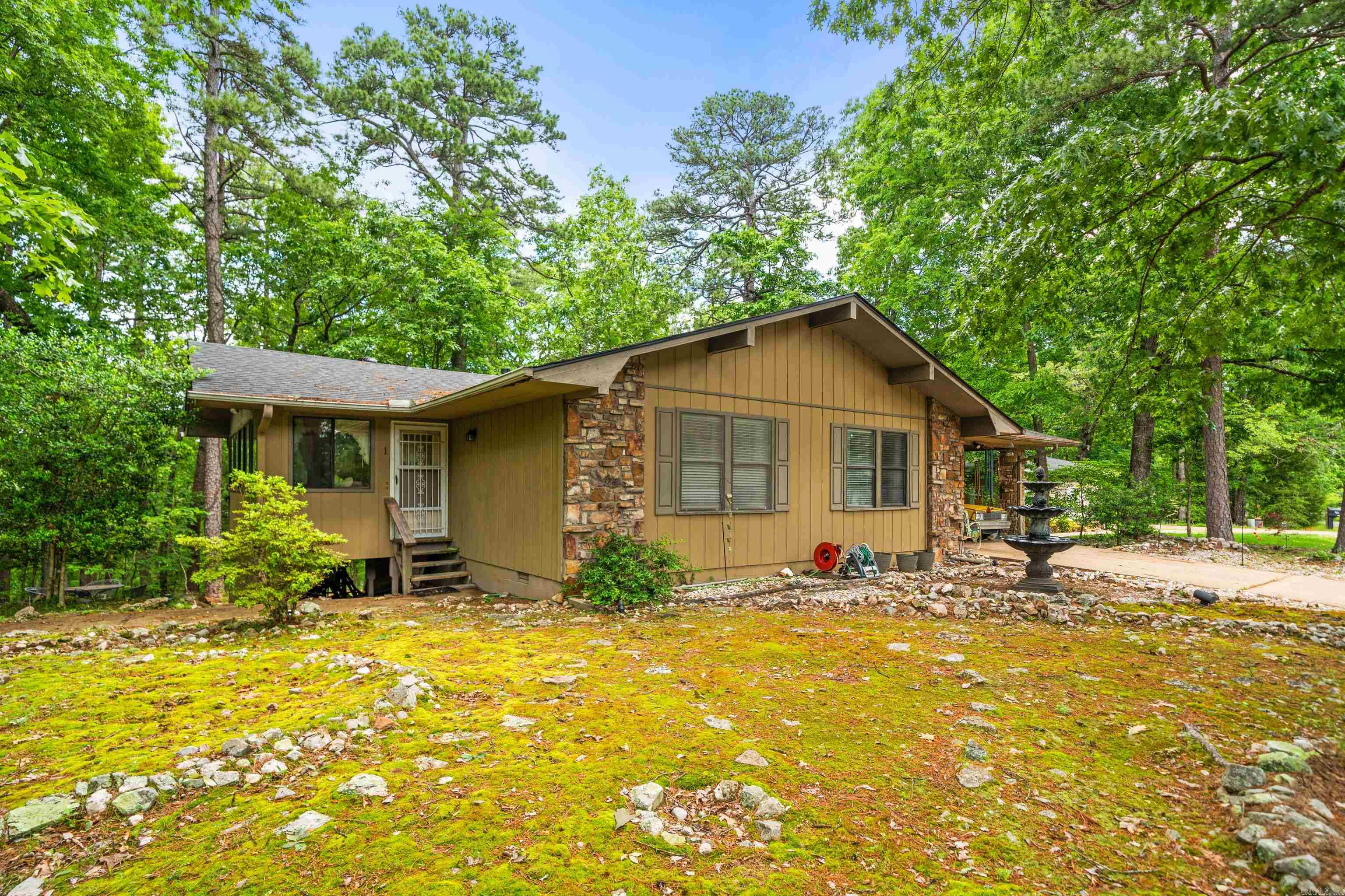 1  Vilafranca  Hot Springs Village, AR