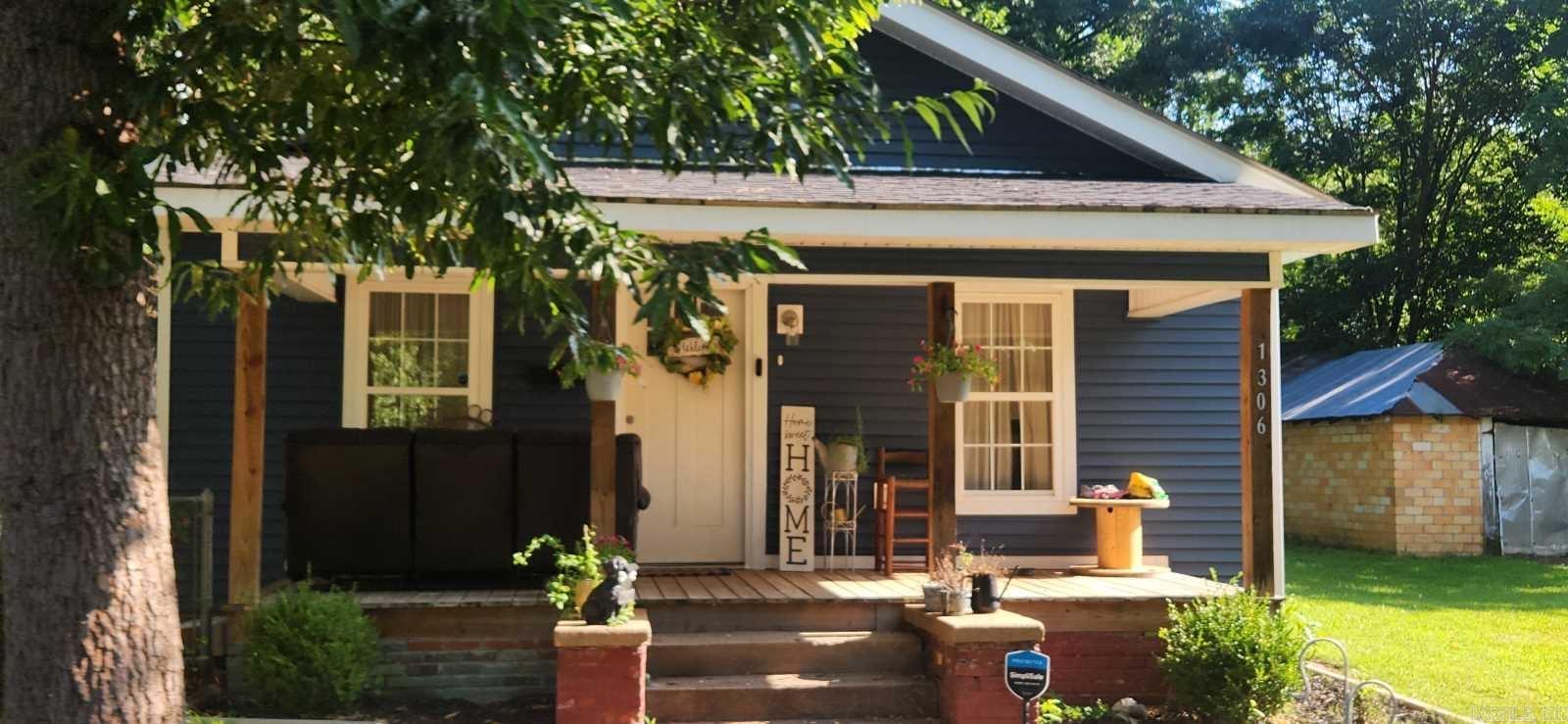 1306  Reynolds  Clarksville, AR