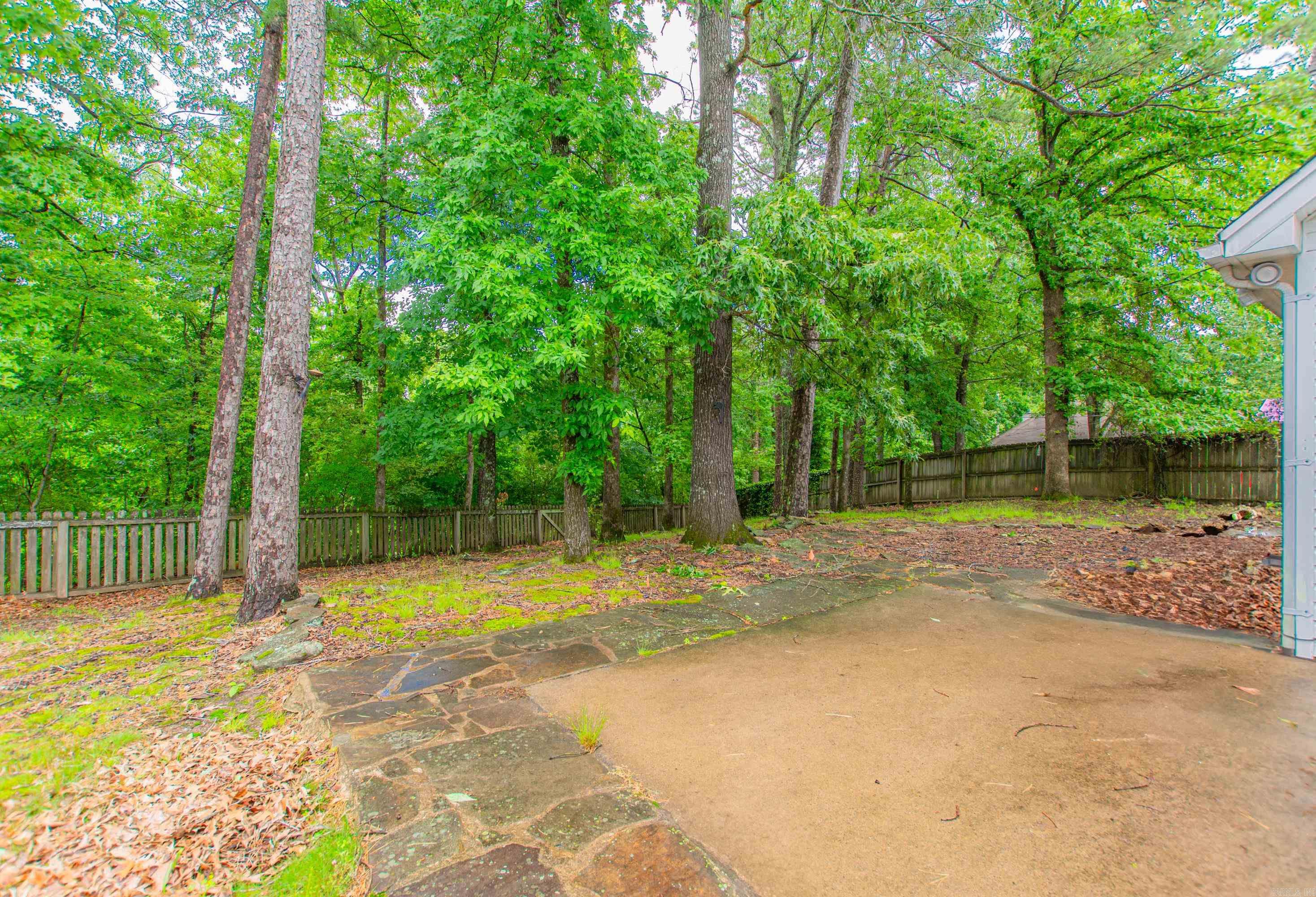 2109  Stoney Creek  Little Rock, AR