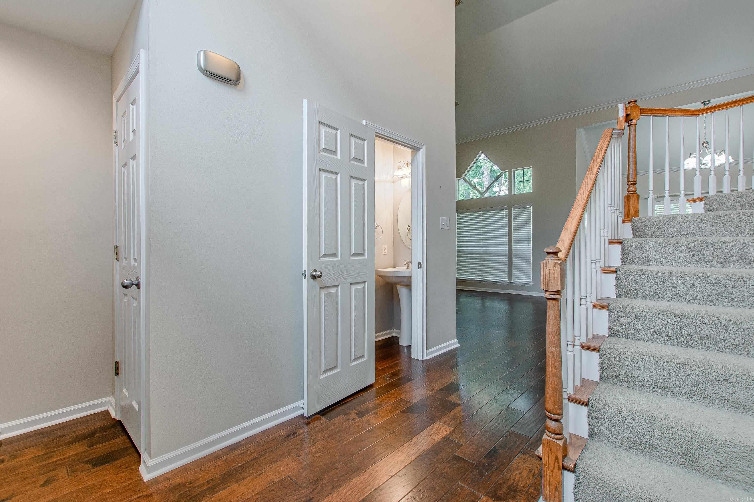 2109  Stoney Creek  Little Rock, AR