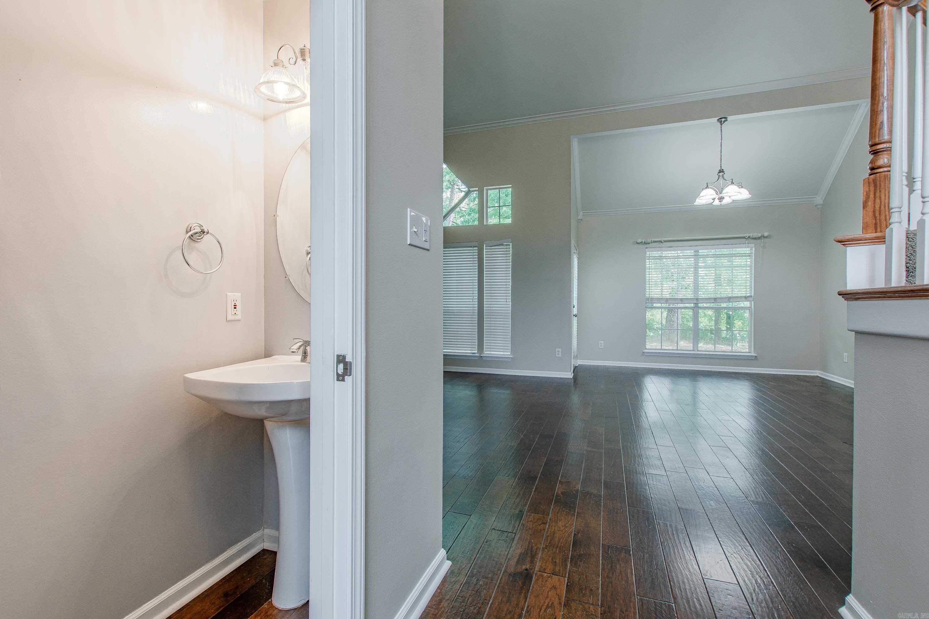 2109  Stoney Creek  Little Rock, AR