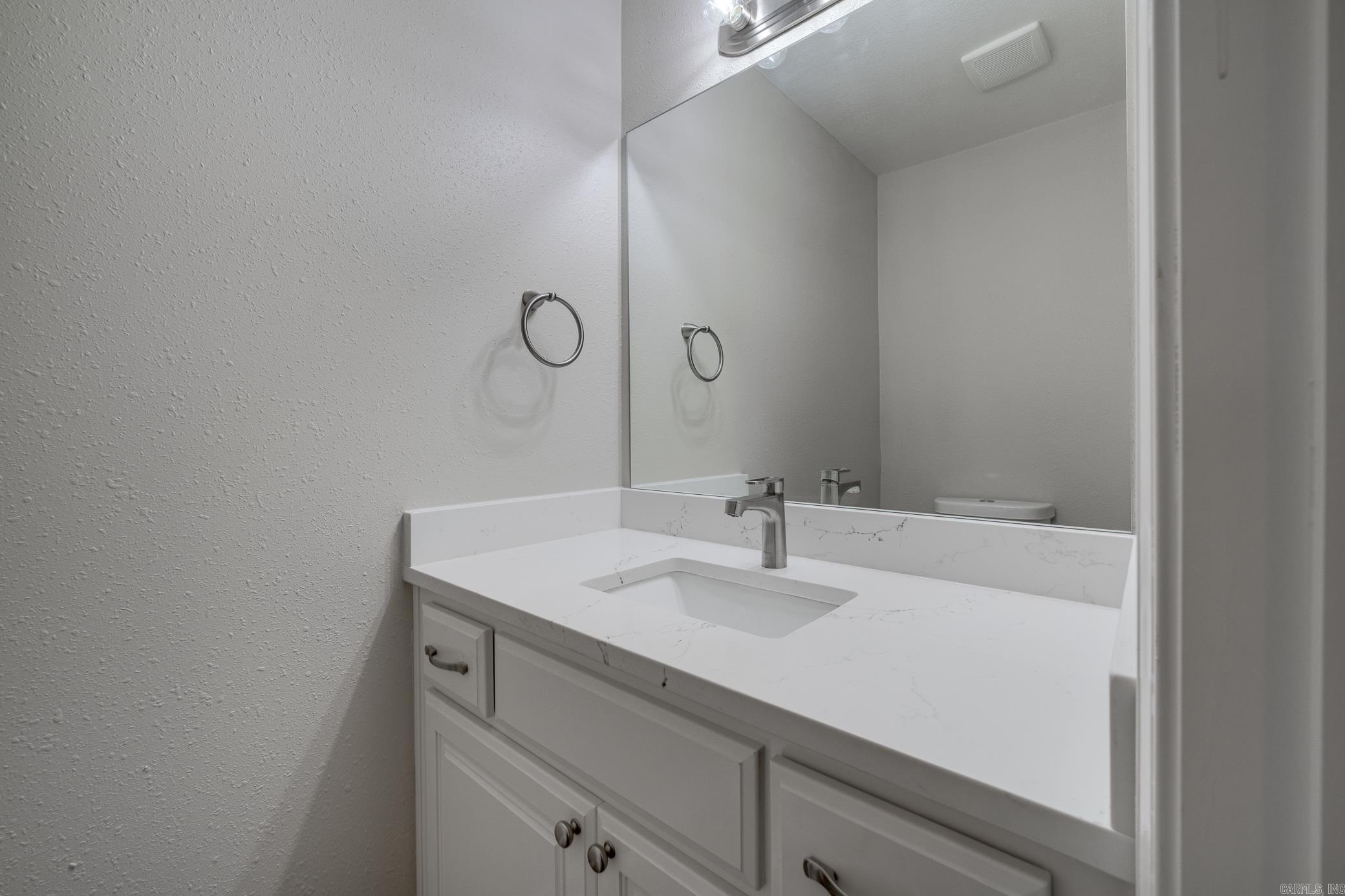 347  Randall  Sherwood, AR