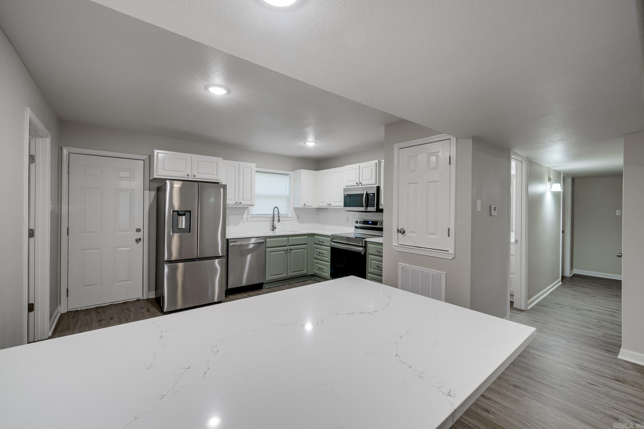 347  Randall  Sherwood, AR