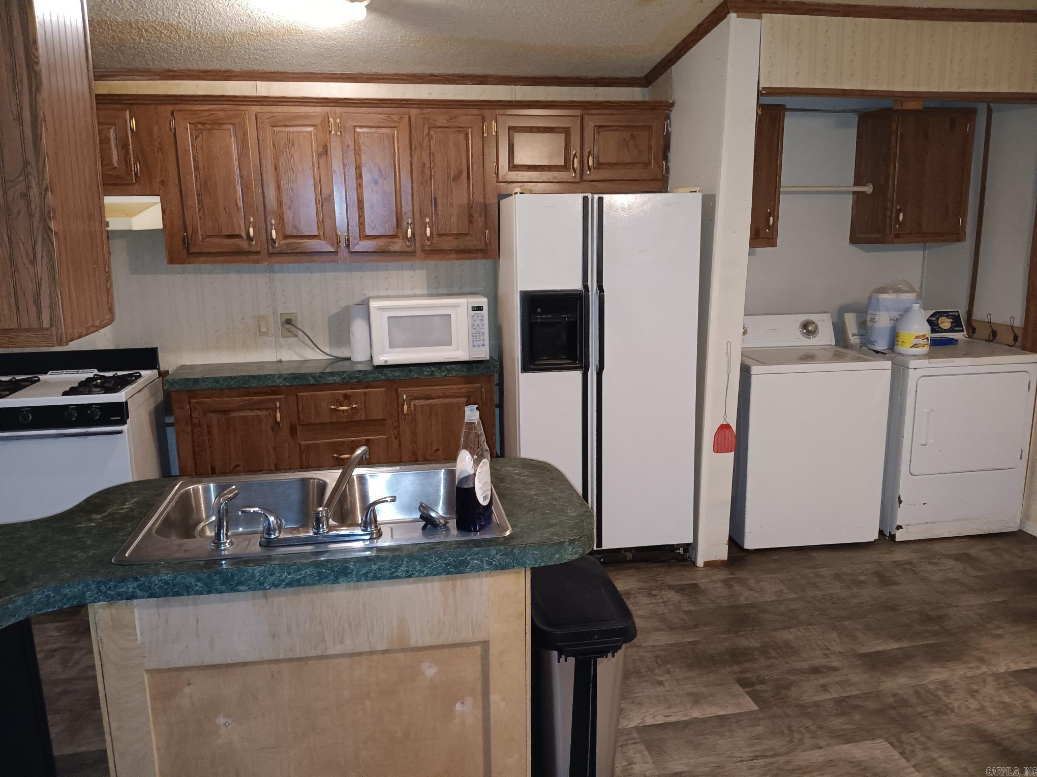 1106 S First  Judsonia, AR