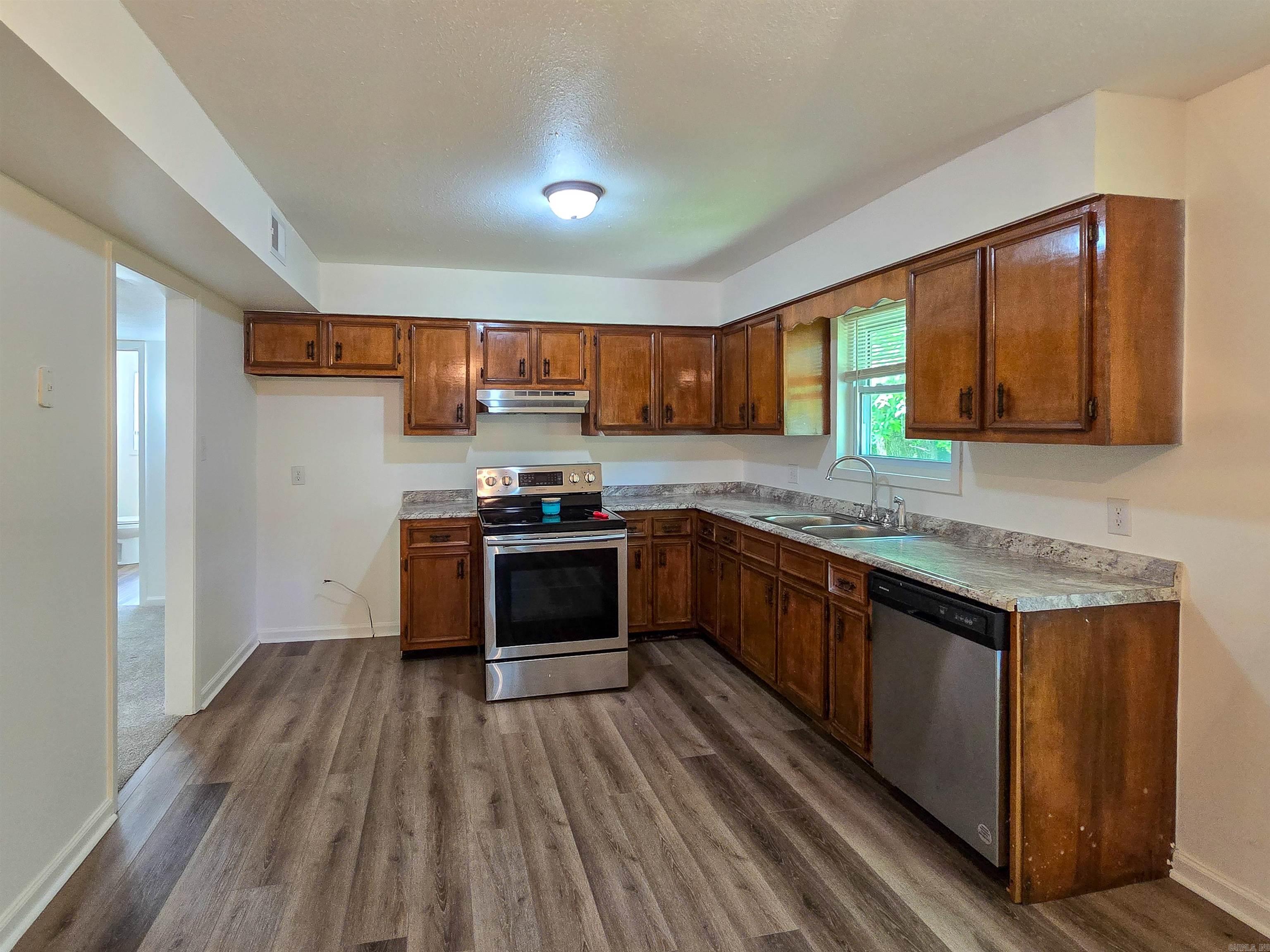 504  St Francis  Marked Tree, AR