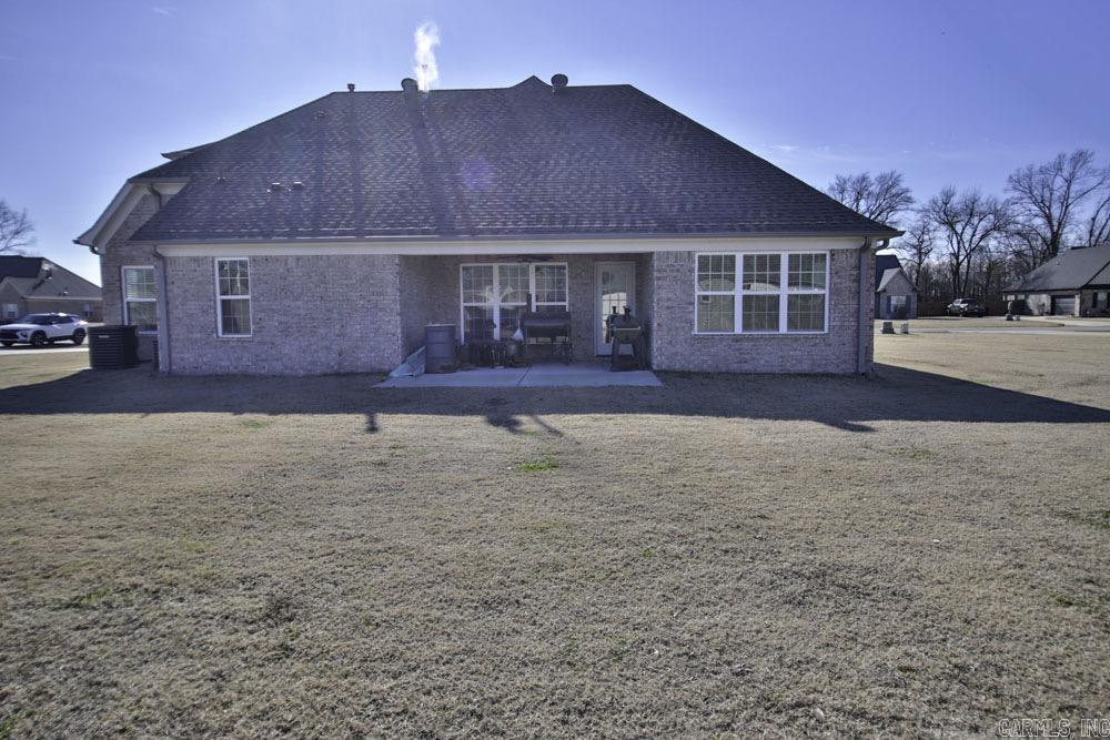 633 robinson Drive Marion, AR 72364