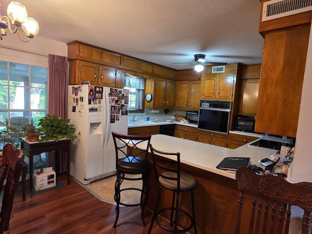 104 S Grover  Mountain View, AR