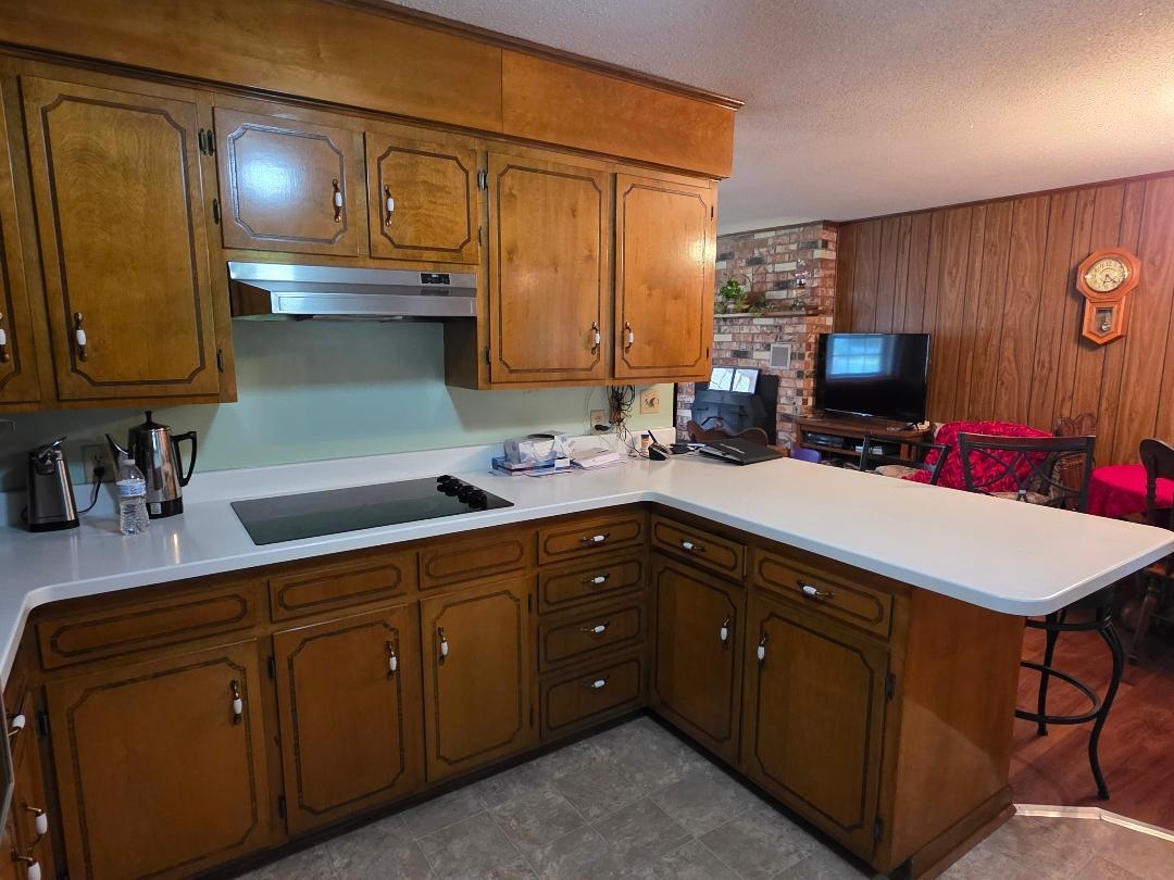 104 S Grover  Mountain View, AR