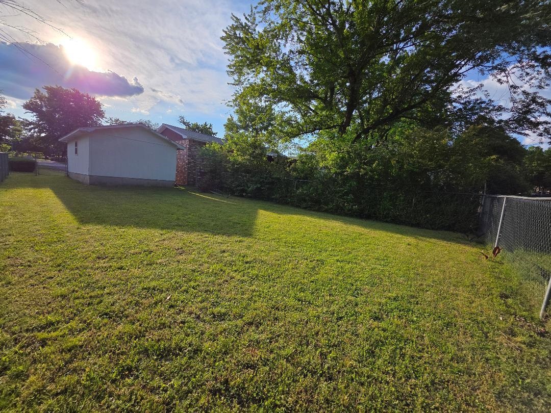104 S Grover  Mountain View, AR
