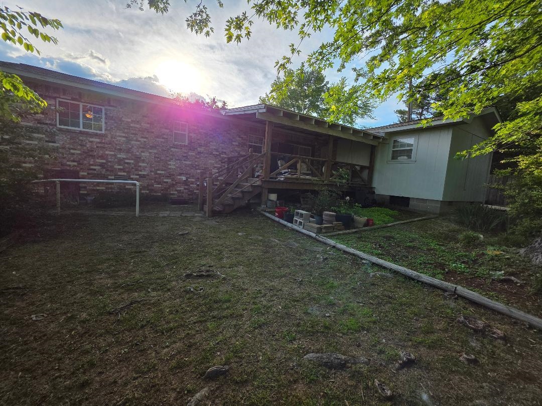 104 S Grover  Mountain View, AR
