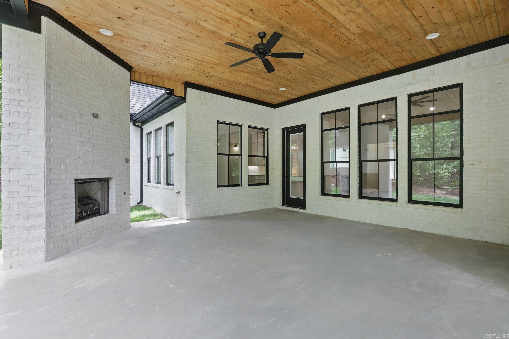 3016  Sunlight Cove  Alexander, AR