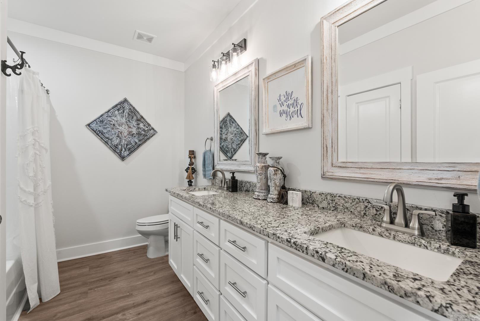 47  River Cliff  Mayflower, AR